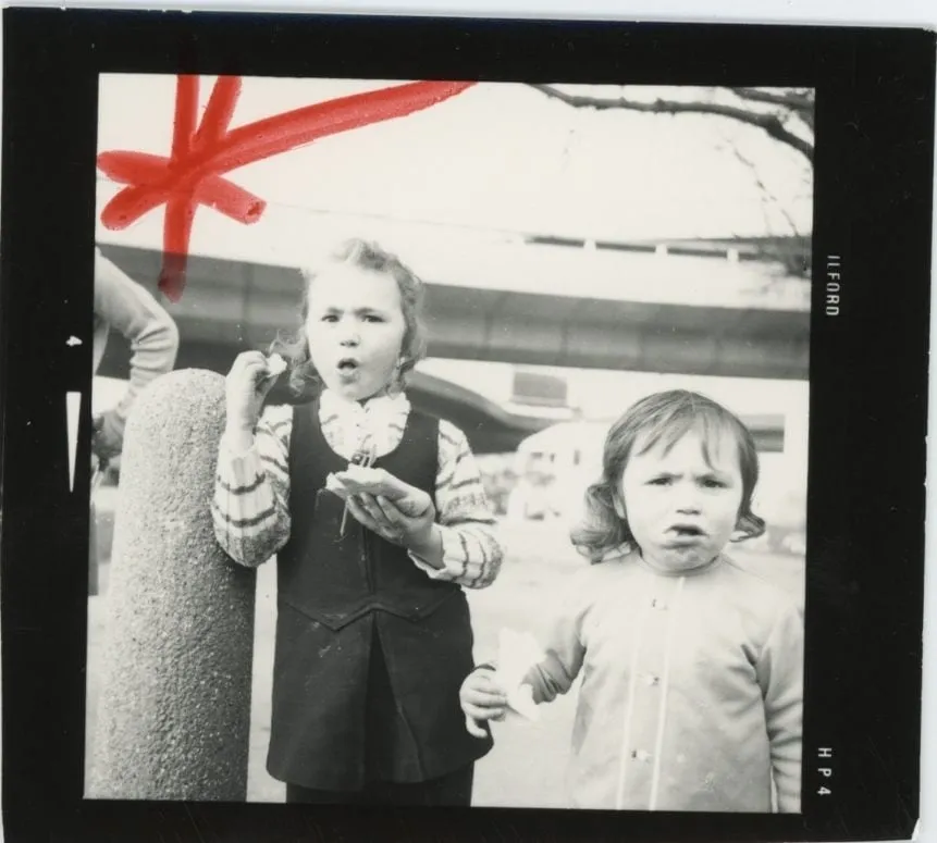 Jo Spence, Contact print - Gypsies, 1974