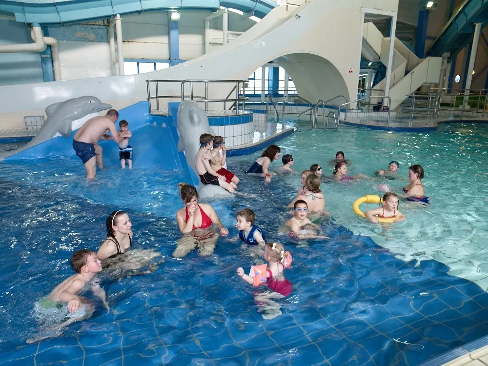 Anna Fox, Resort 1, Splash Waterworld, 2011, 2011