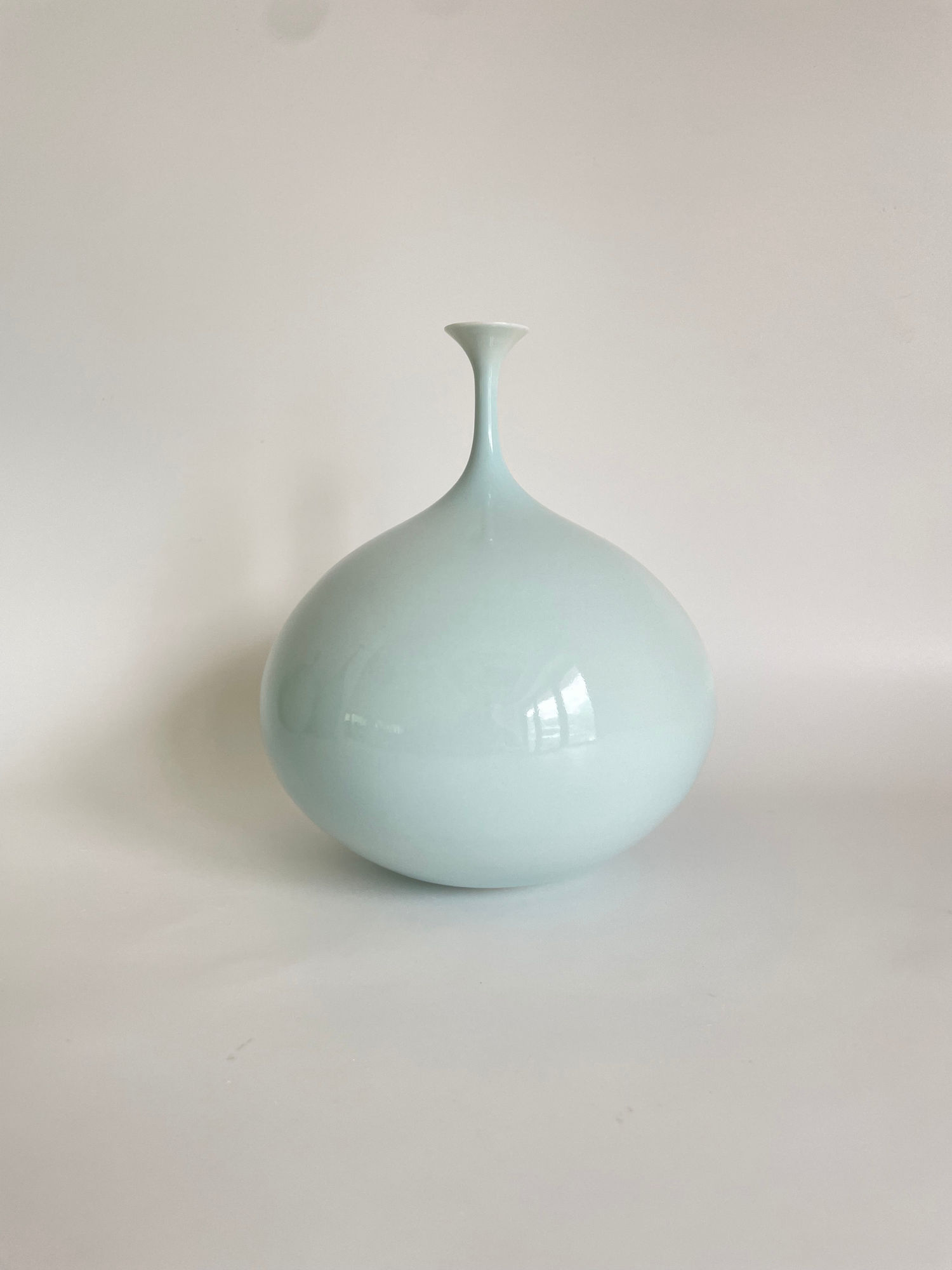 Sophie Cook, Small Squat Pod Shiny Light Blue , 2023