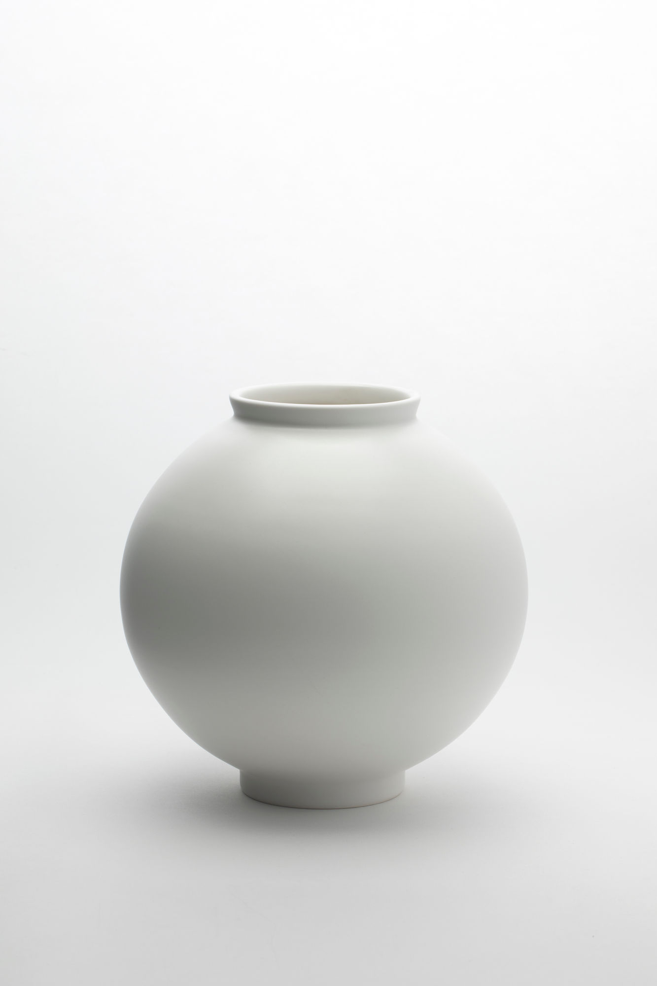 Jaejun Lee, Moon Jar 3, 2022