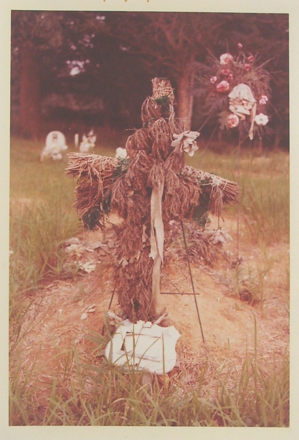 William Eggleston, Untitled (Grave Marker in Form of a Dried, Brown Cross), 1972