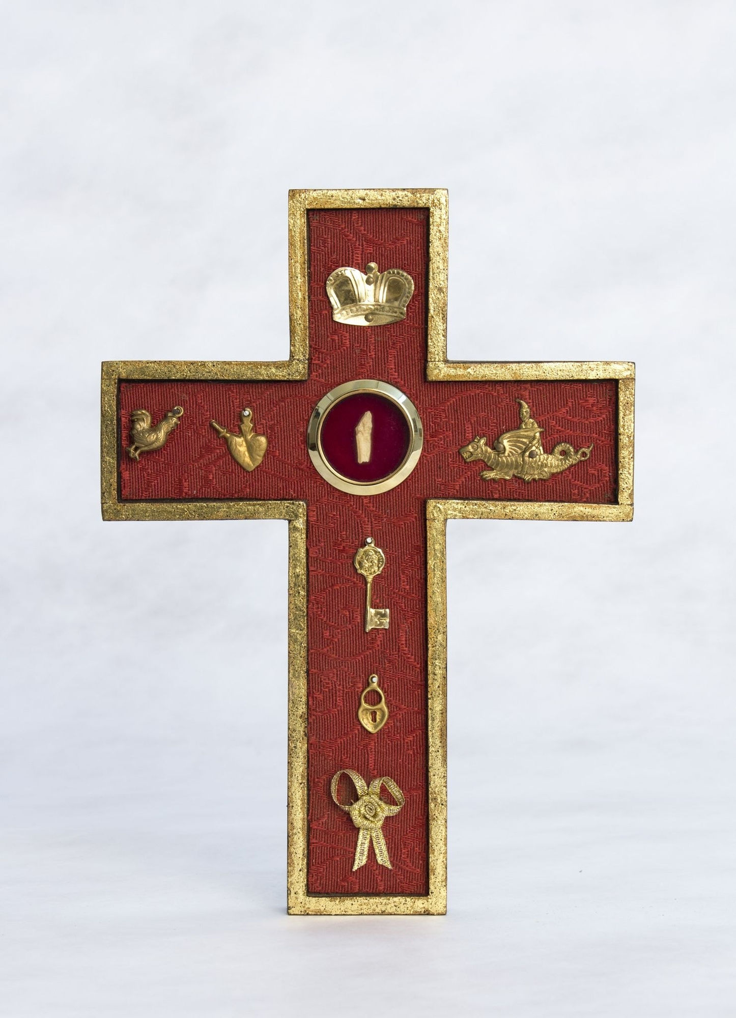 Jeffrey Vallance, Blinky Reliquary Cross, 2008