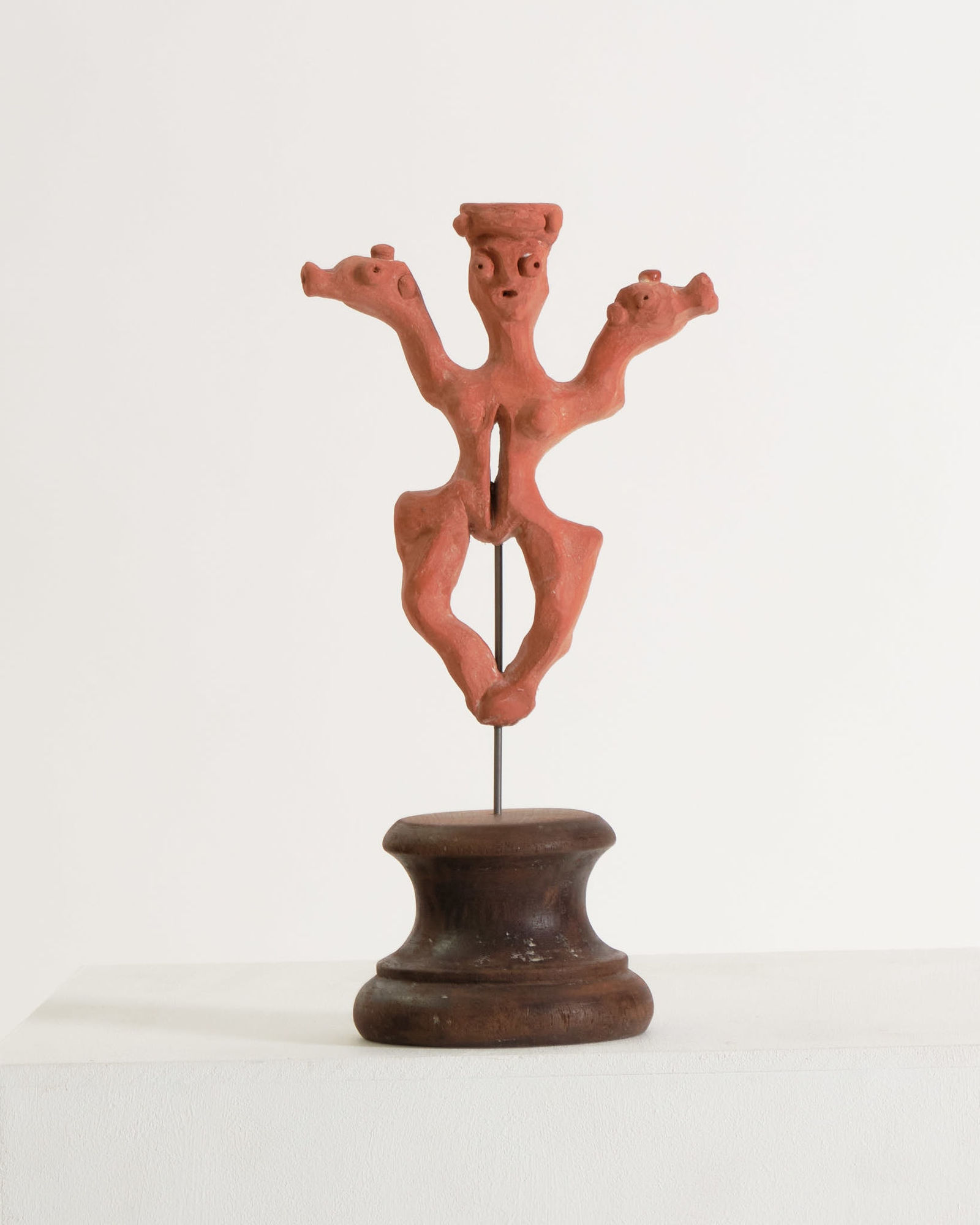 Amata Benedict, Janus Candlestick
