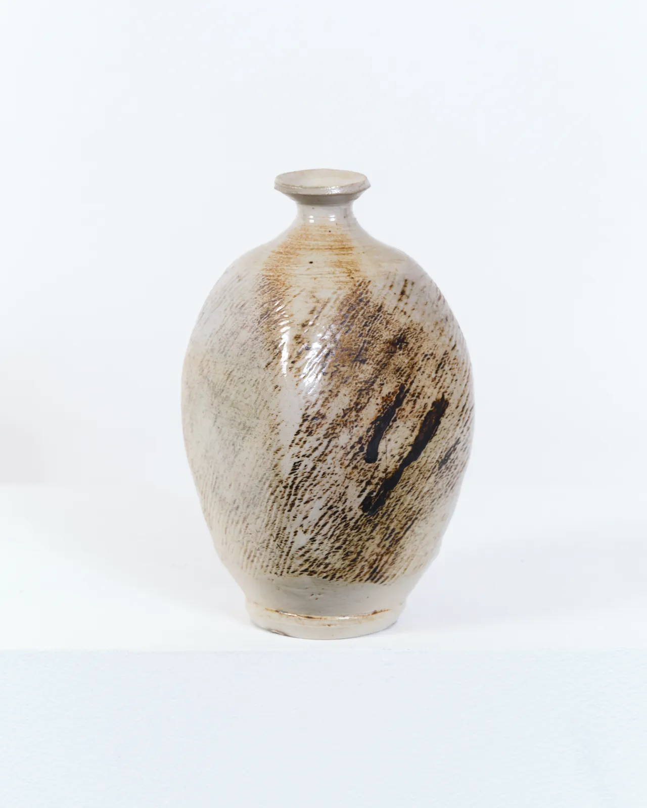 Clayton Amemiya, Square bottle vase