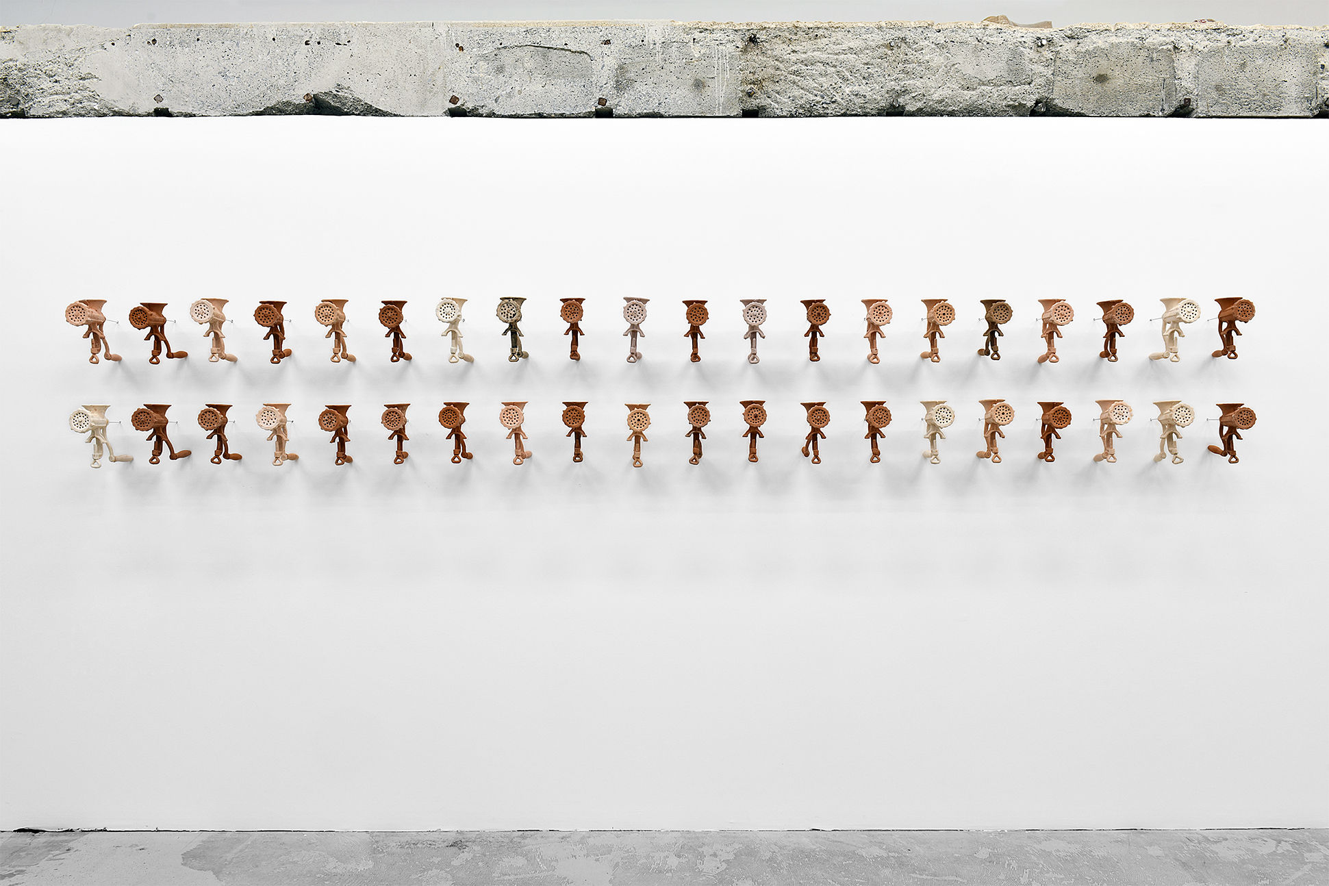 M'Barek Bouhchichi, Corps D'Argile (upper line), 2020