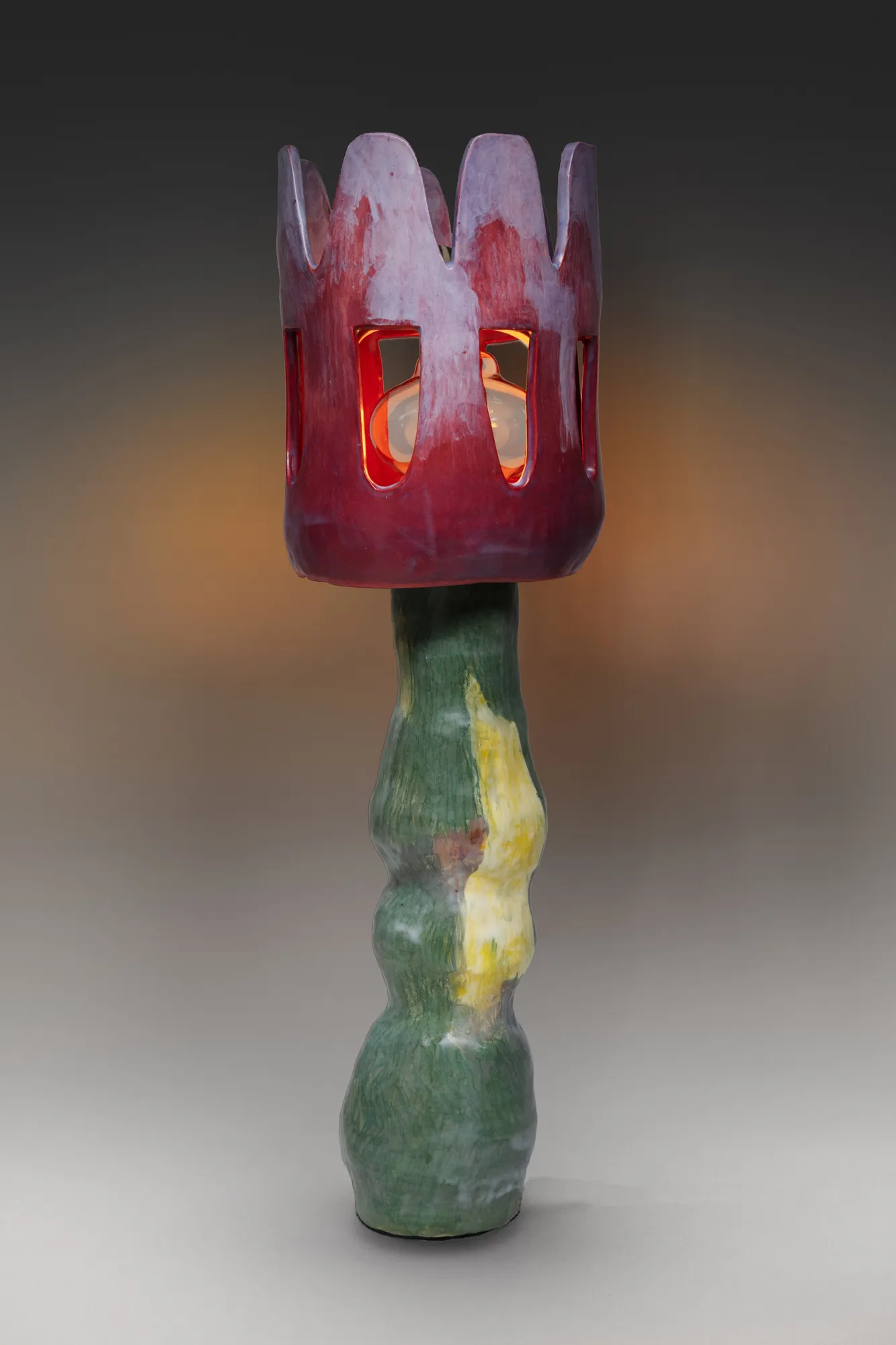 Rebecca Boraz, Tulip Lamp, 2025