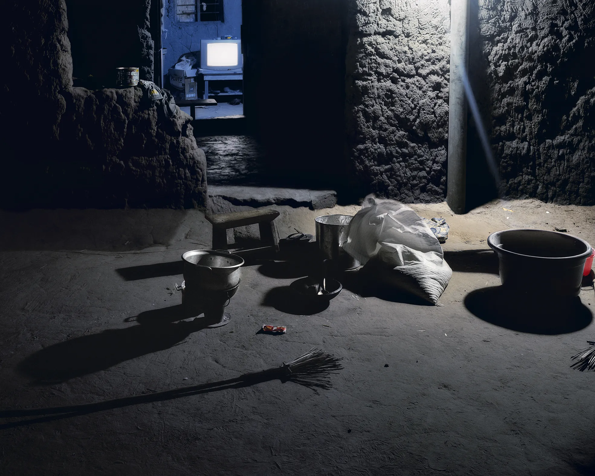 MARIE BOVO, Evening Setting, Lundi 20h07, saison des pluies, 2019