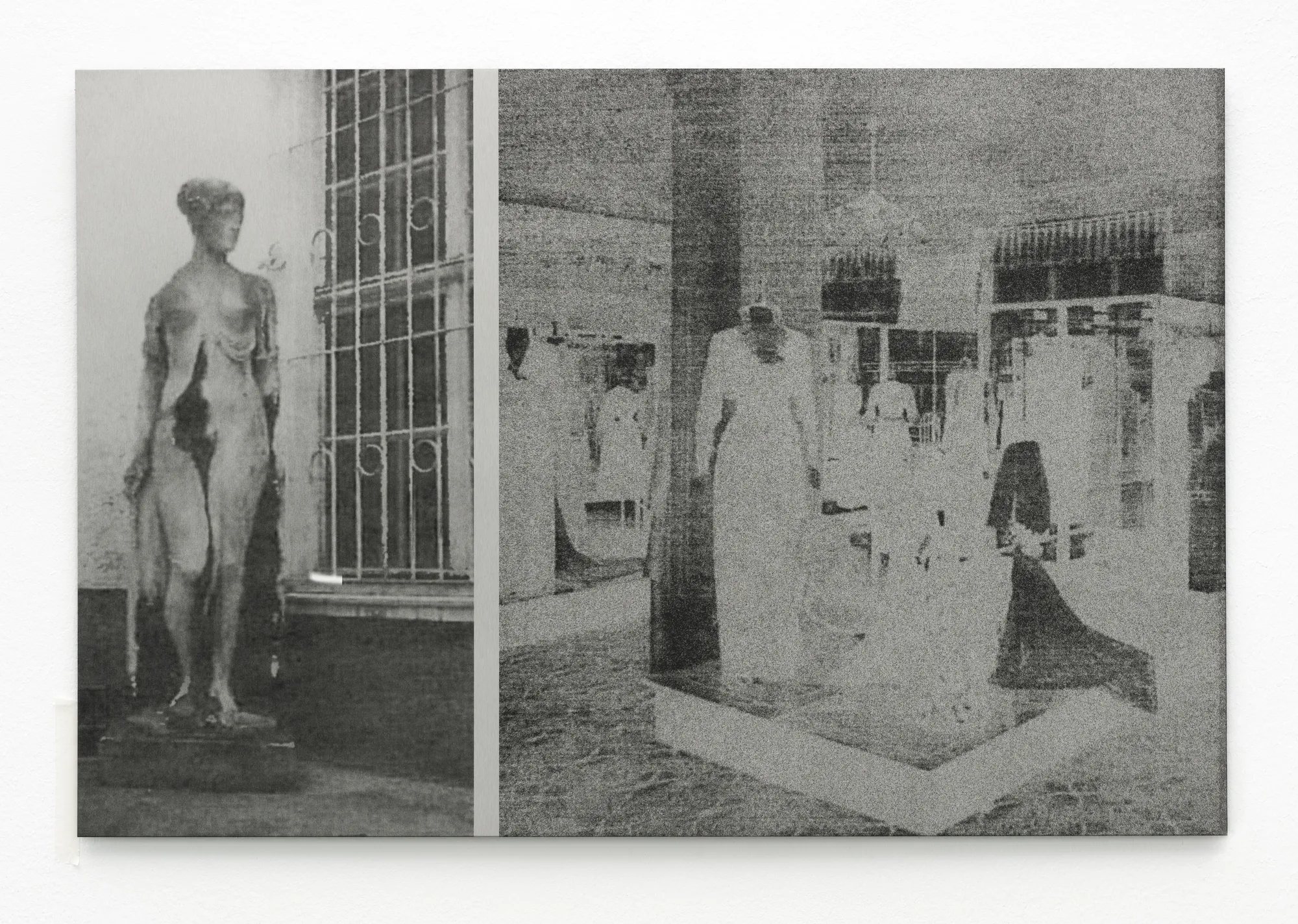 Julian Irlinger, A Smile with One Tooth (Modehaus Kersten & Tuteur), 2022