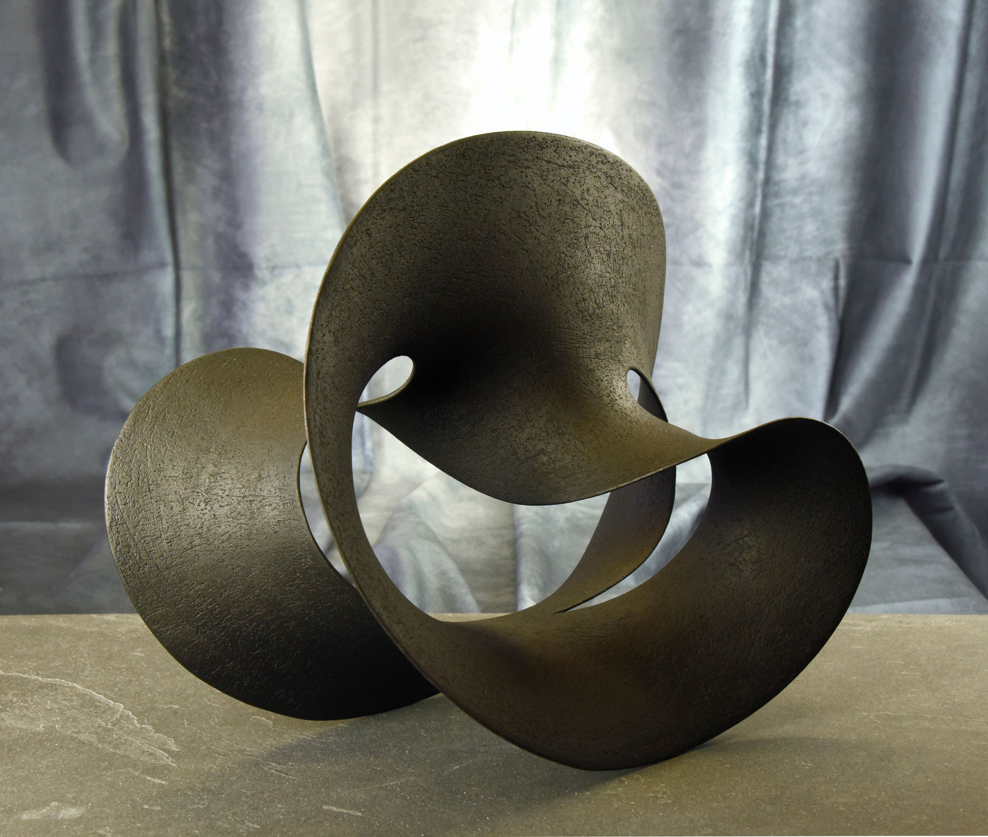 Adrian Bates, Möbius Deconstructed 95 Black