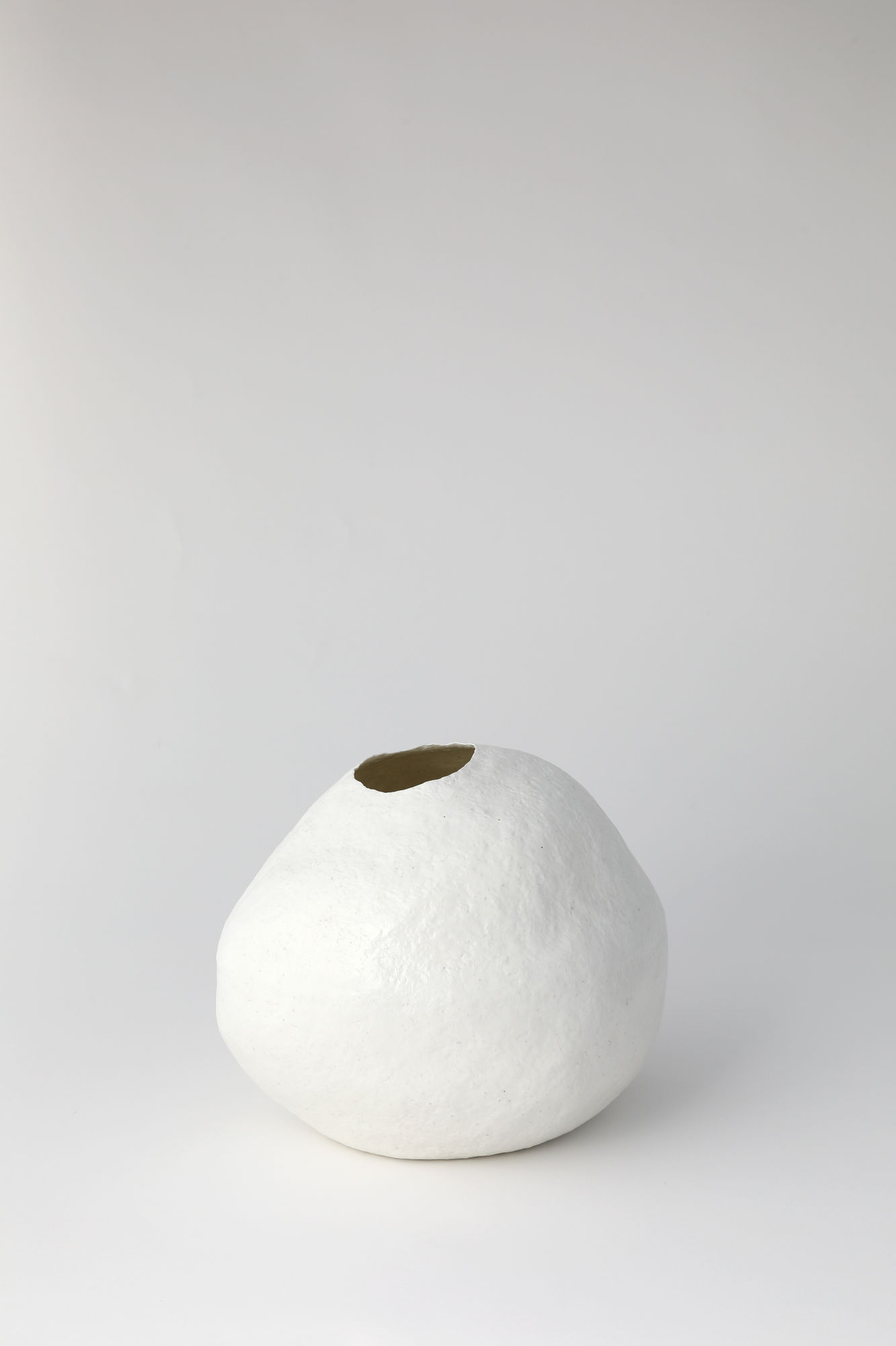 Park Song-guk, Vase, 2024
