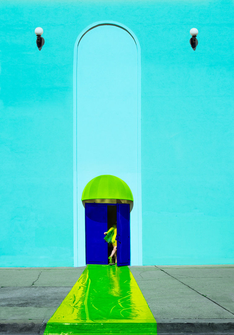 Reine Paradis, The Door (large)