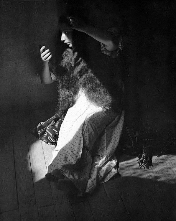 Manuel Alvarez Bravo, Portrait of the Eternal, 1935