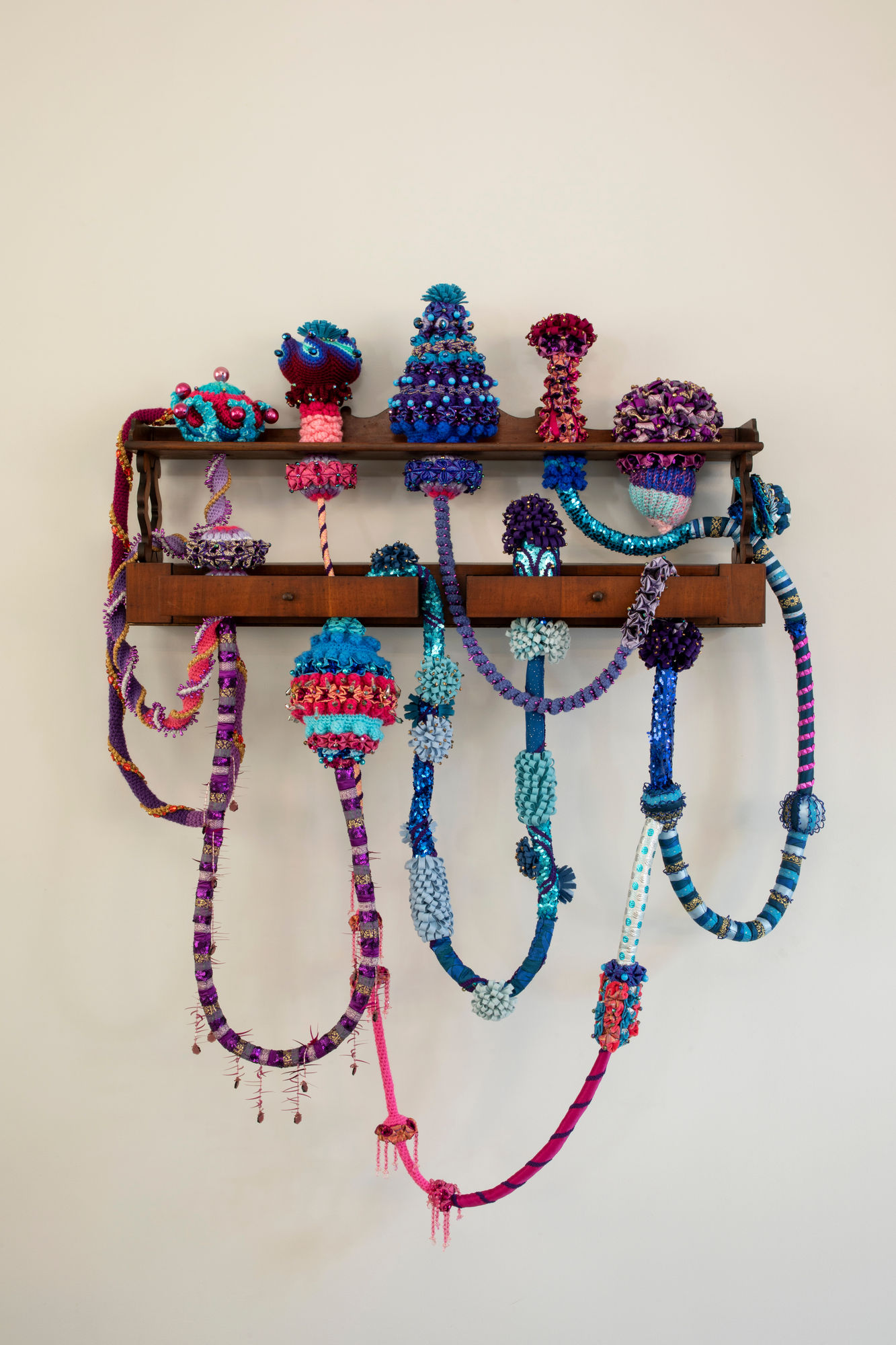 Joana Vasconcelos, Happy Hour, 2022