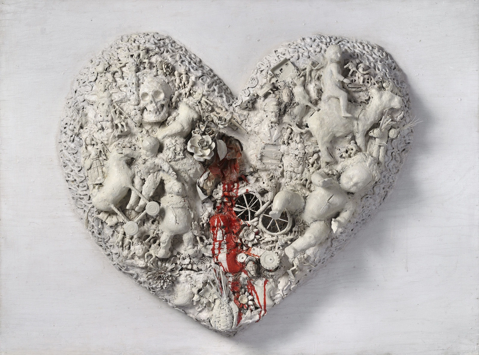 Niki De Saint Phalle Coeur (Heart N°1) peinture, plâtre, grillage et objets divers sur bois 90 x 123 x 30 cm (disponible) 90 x 123 x 30 cm (available)