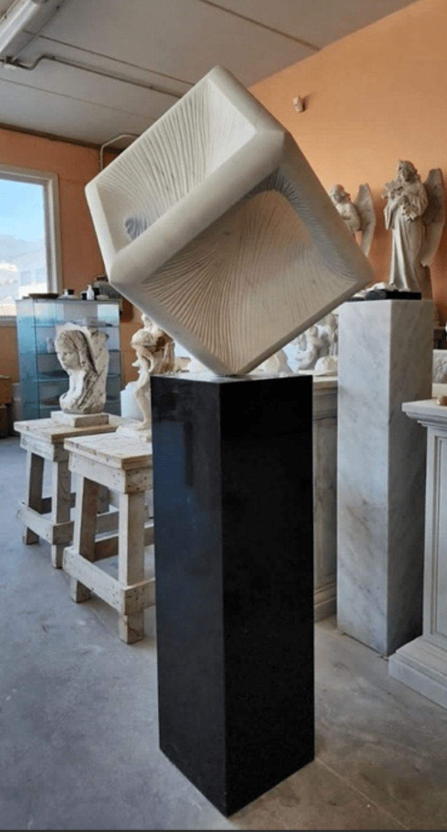 Gustavo Vélez, EntreCubos II, 2022