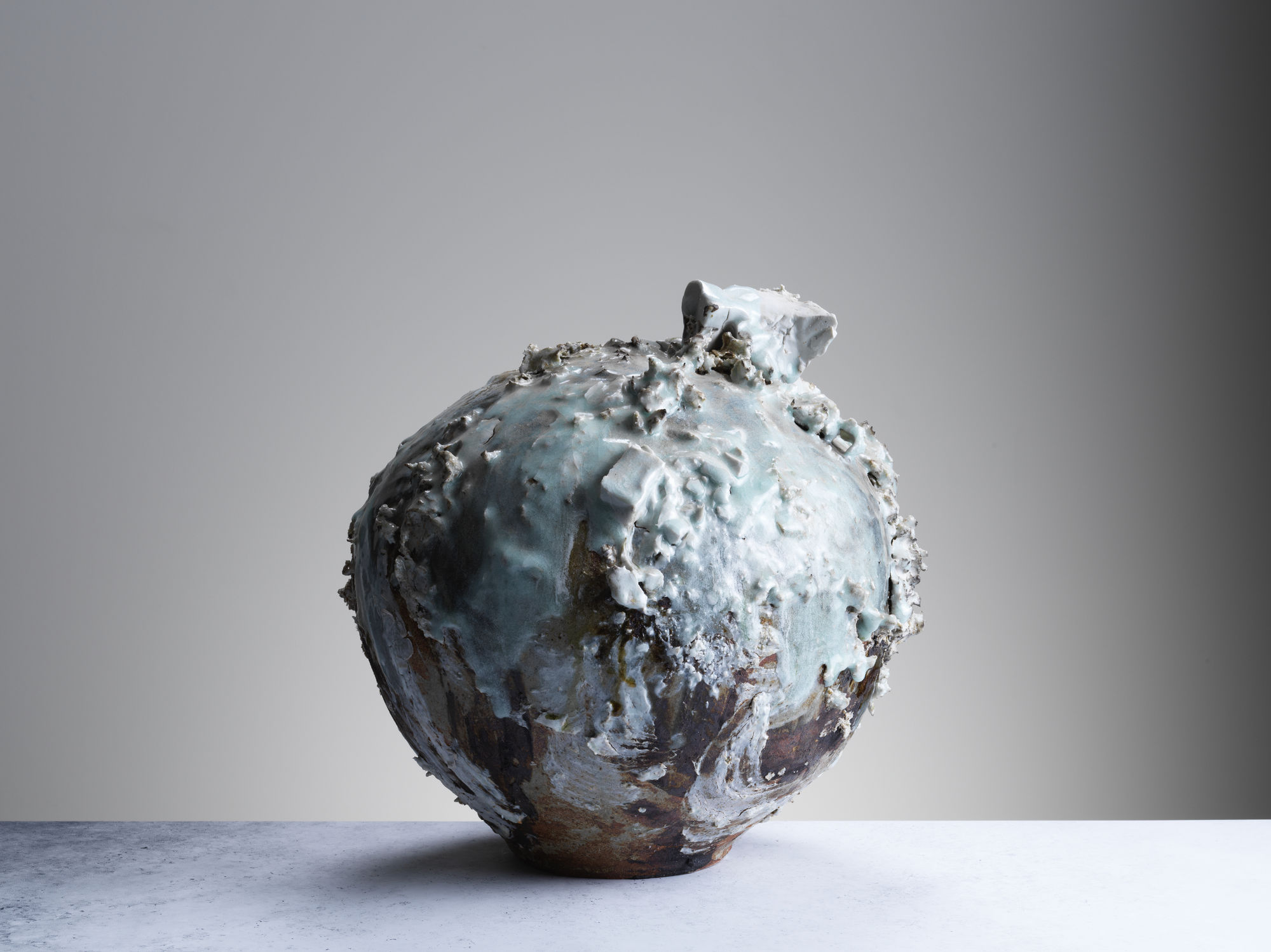 Akiko Hirai, Medium Moon Jar