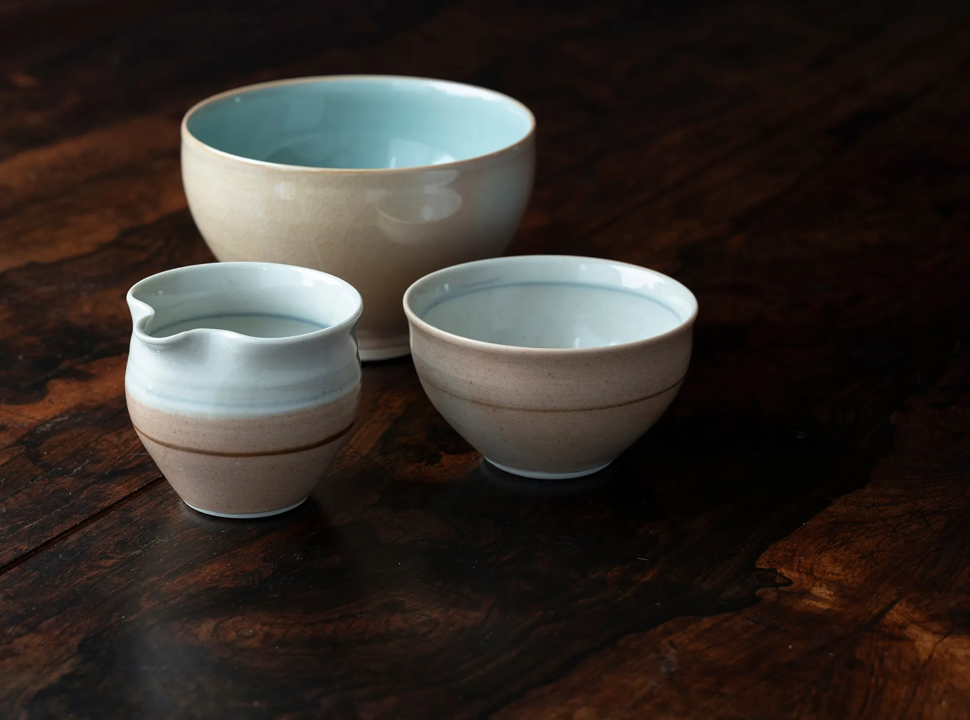 Gwyn Hanssen Pigott, Small Cream and Brown Jug & Bowl with Blue Line