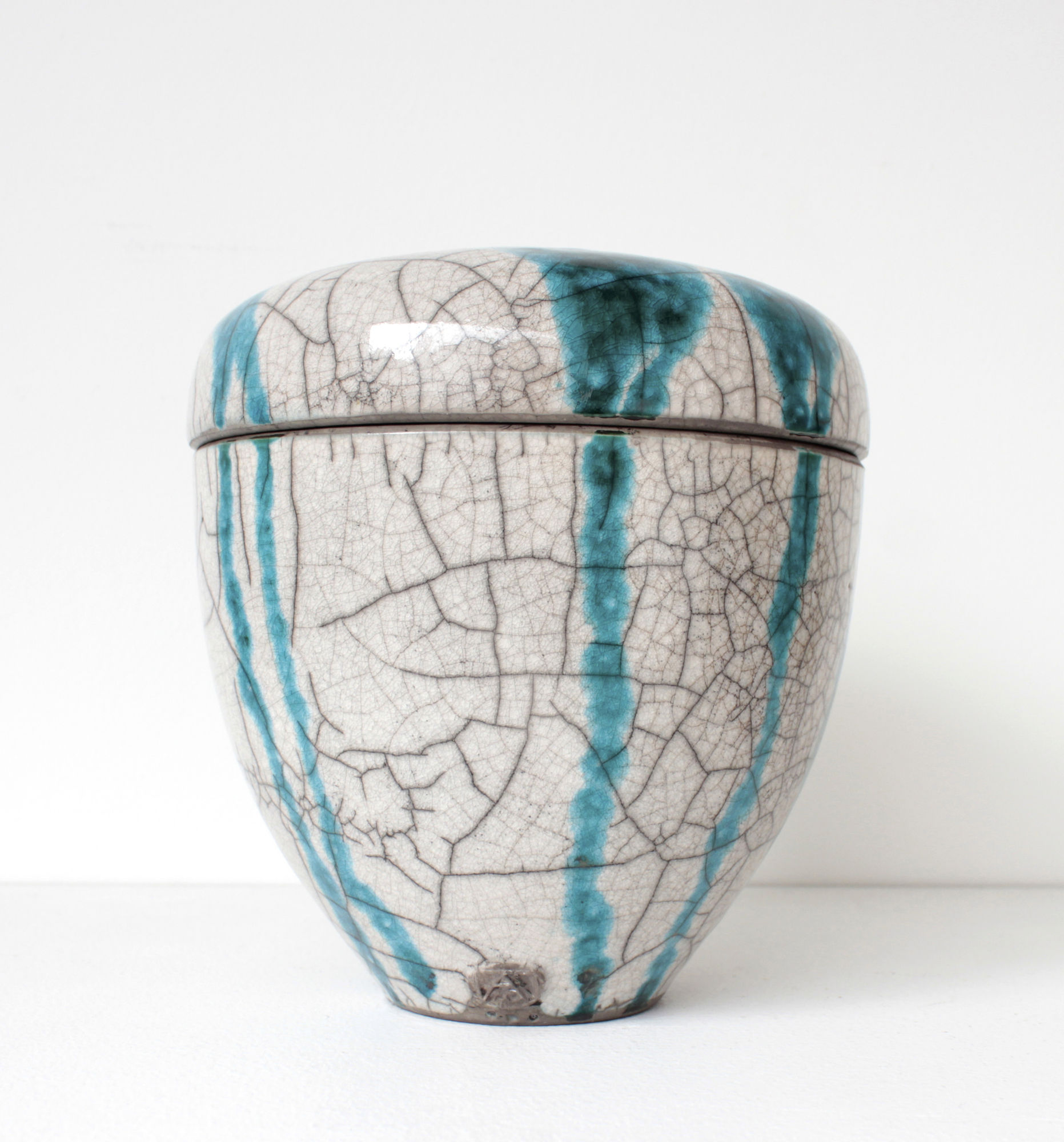 Tim Andrews, Lidded Container - White Crackle/Blue-Green, 2021