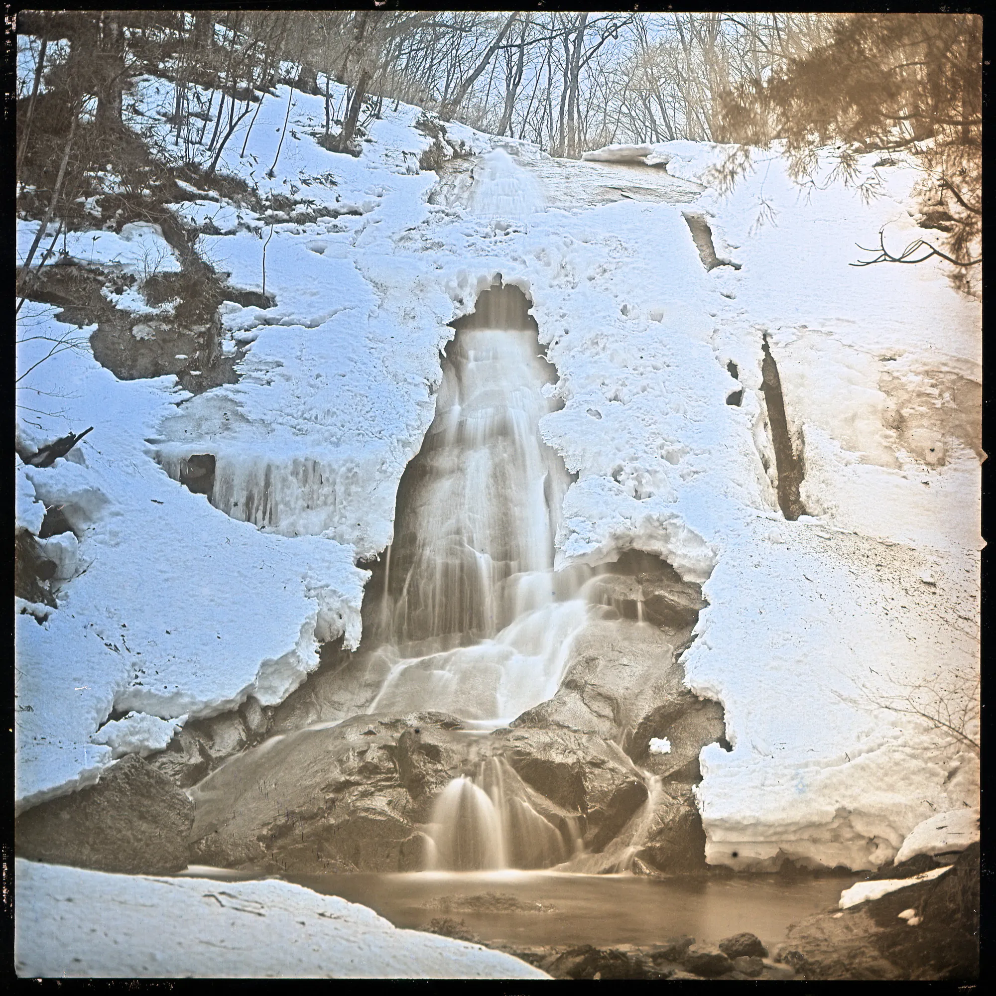 Takashi Arai, Mataichi Falls No.1, Tono, Iwate 19 March , 2013