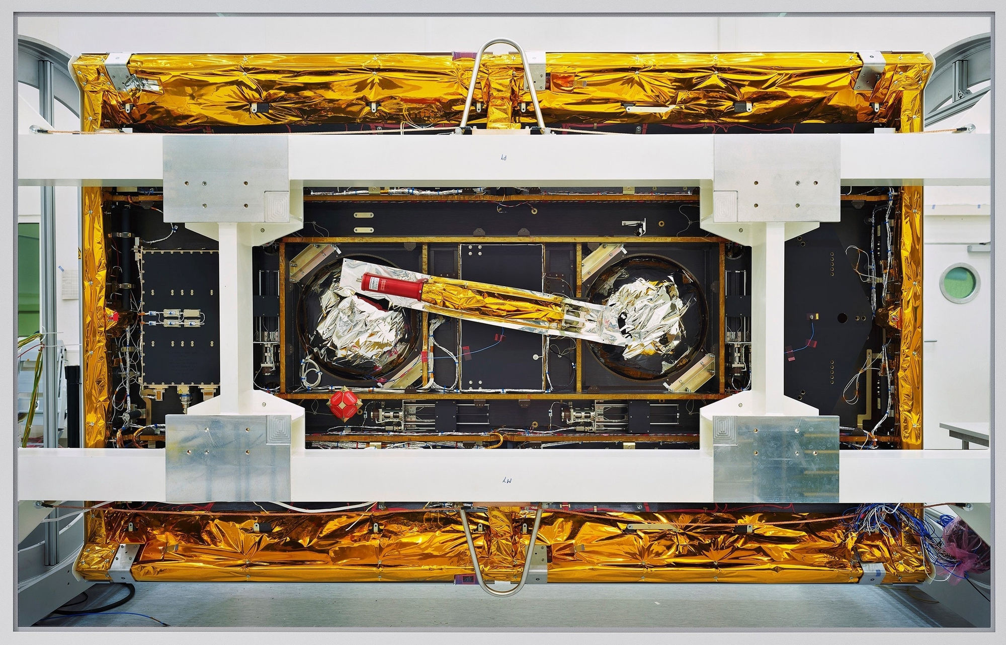 Thomas Struth, GRACE-Follow-On Bottom View, IABG, Ottobrunn 2017, 2017