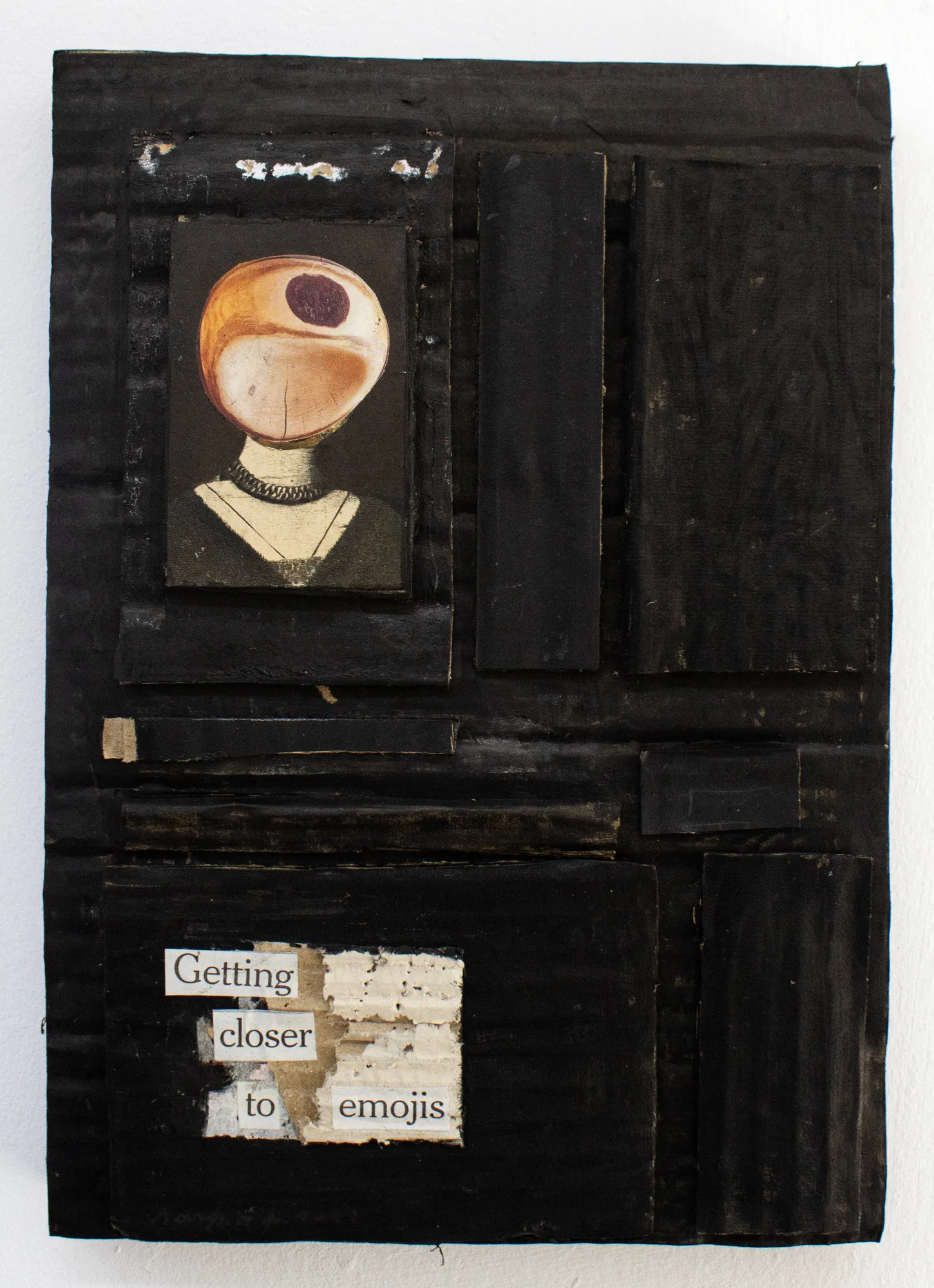Saskia Pintelon, Getting Closer to Emojis, 2022