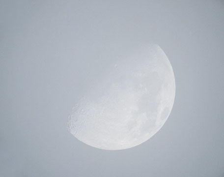 Roe Ethridge, Moon (Large Half Moon), 2003