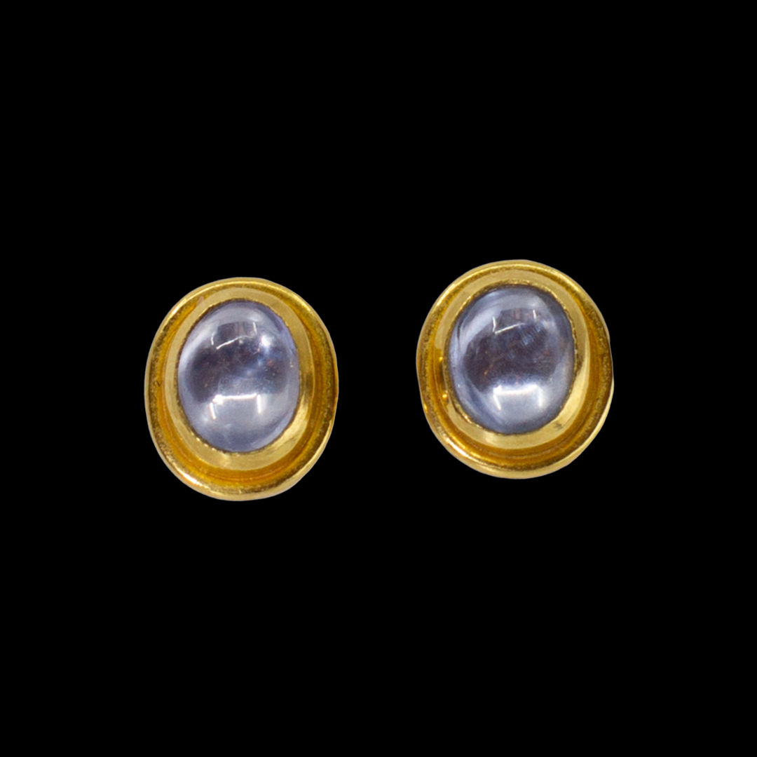 Nanci Modica, Oval Sapphire earrings