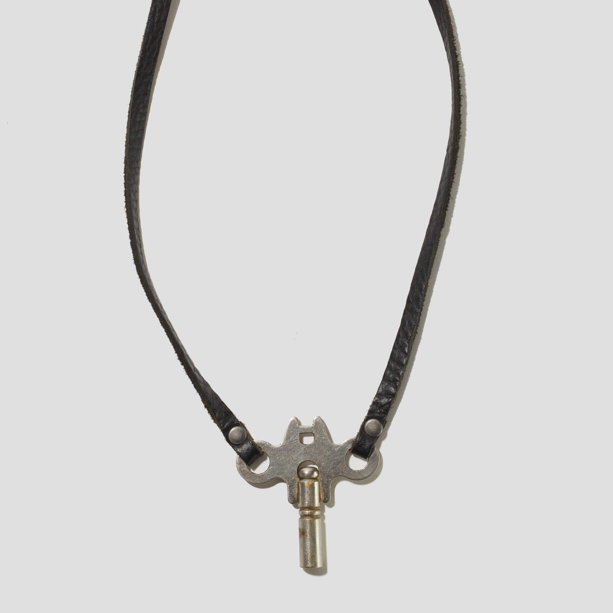R. Melinda Hoffman, Archaeological Artifacts: Large Clockwork Key Necklace, 2021