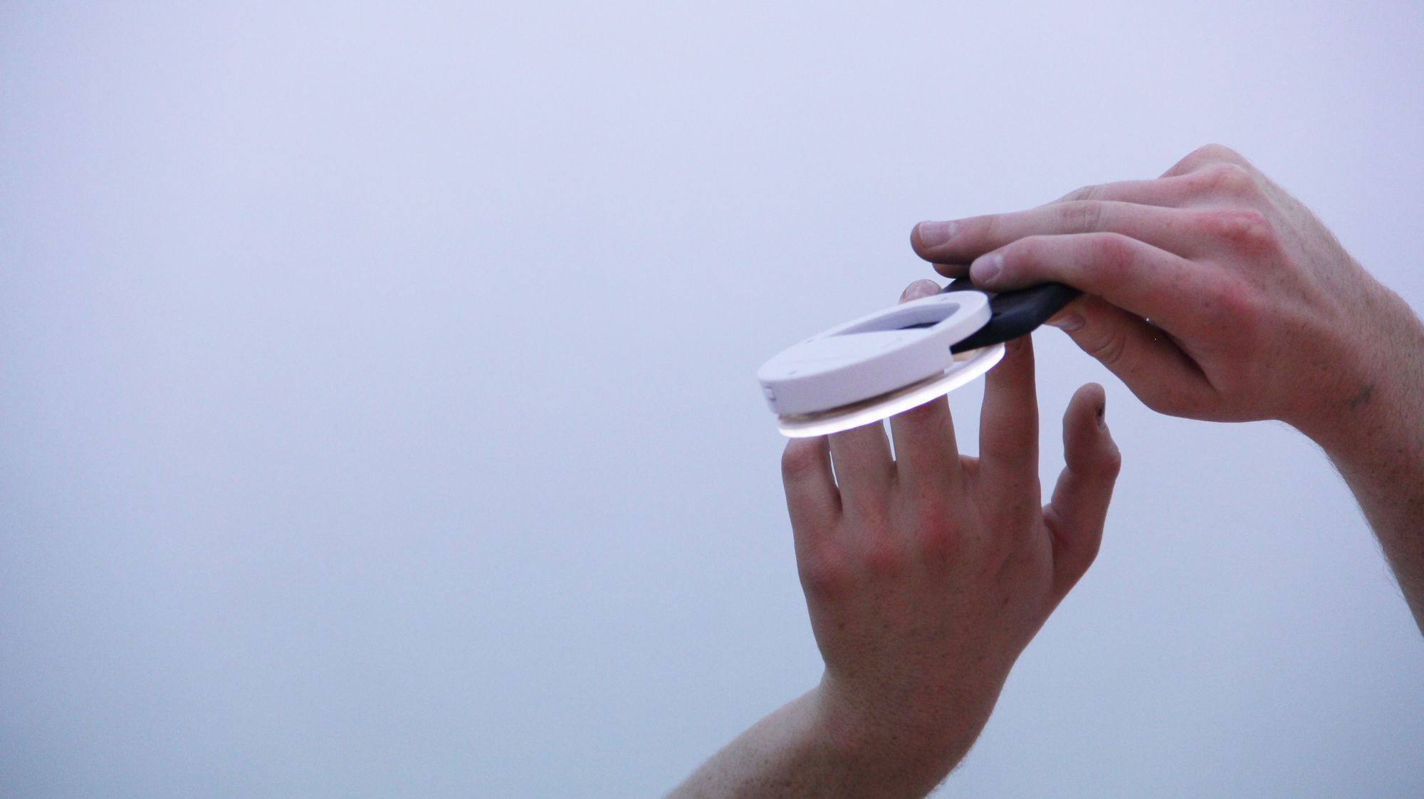 YGRG14X: reading with the single hand V