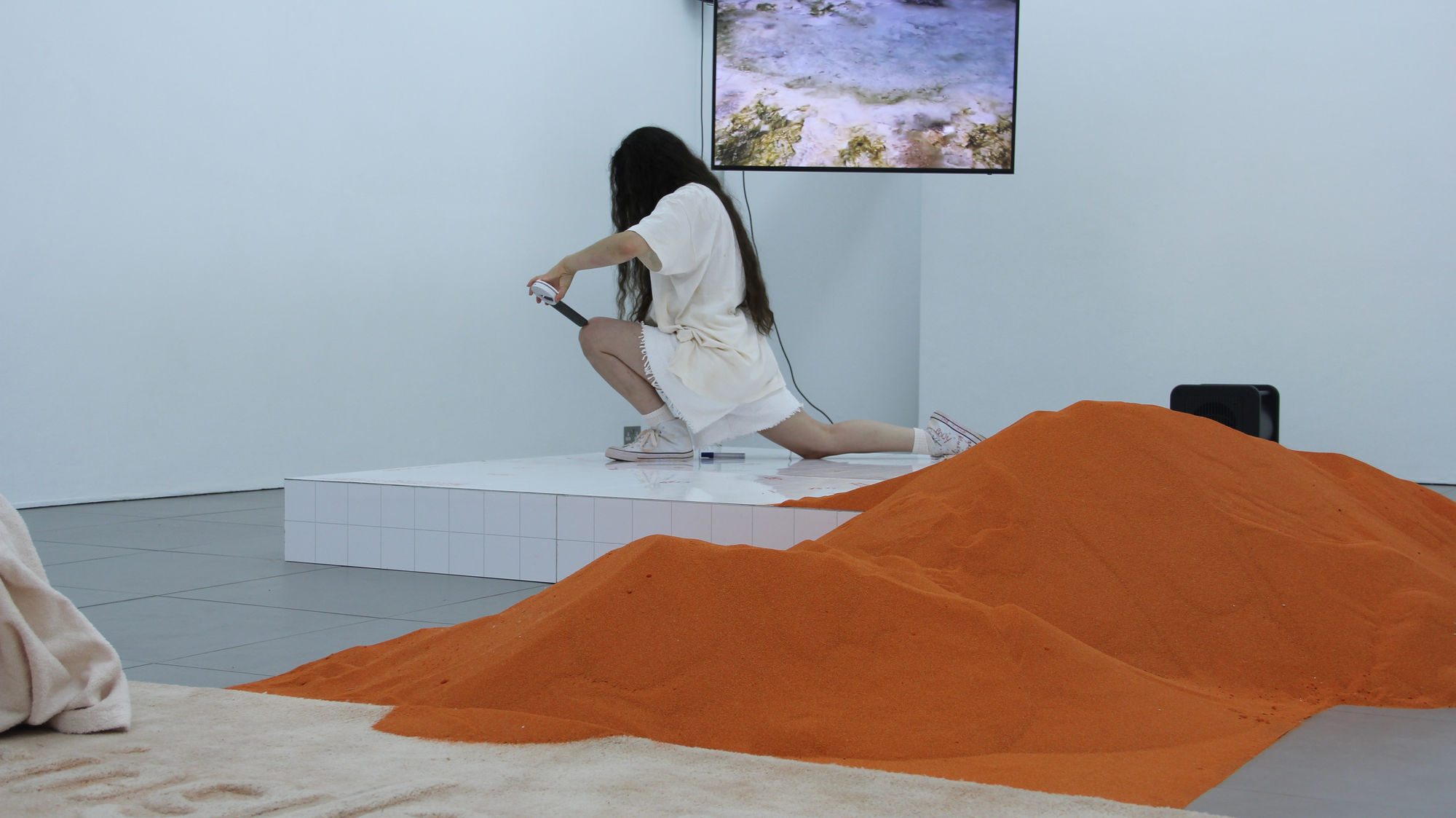 YGRG14X: reading with the single hand V