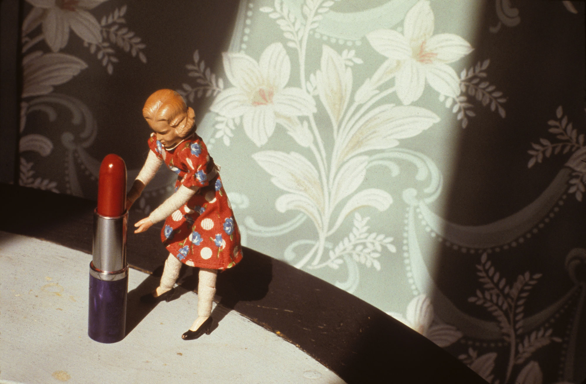 Laurie Simmons Pushing Lipstick (Spotlight), 1979 Cibachrome Print 14.6 x 22.2 cm Edition of 5 plus 2 AP