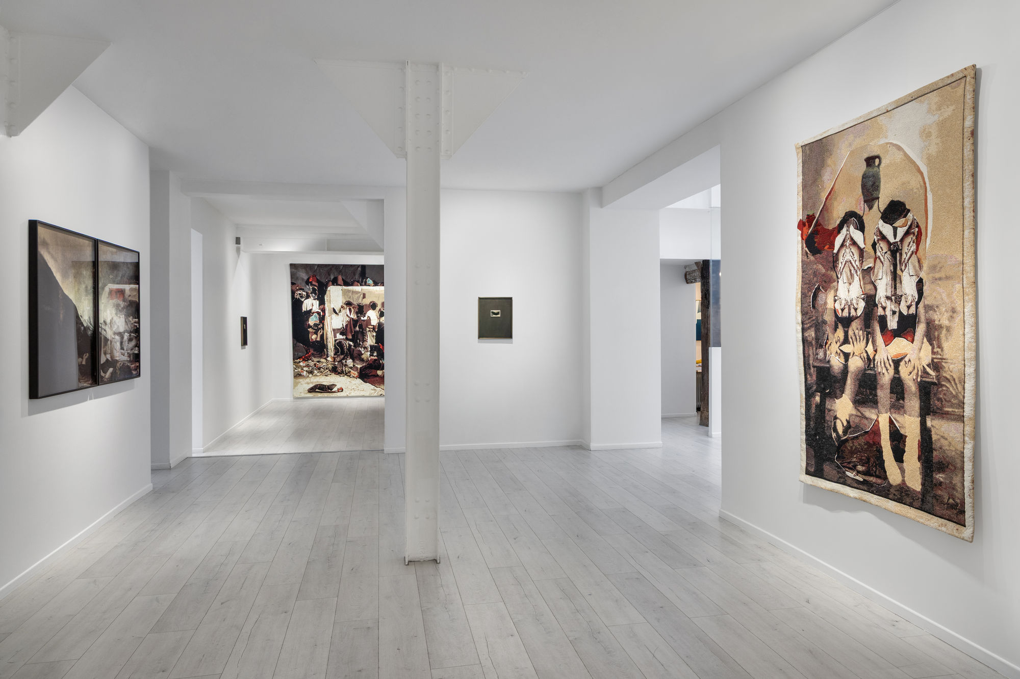 Ailbhe Ní Bhriain Installation view, Andréhn-Schiptjenko, Paris, France, 2026.