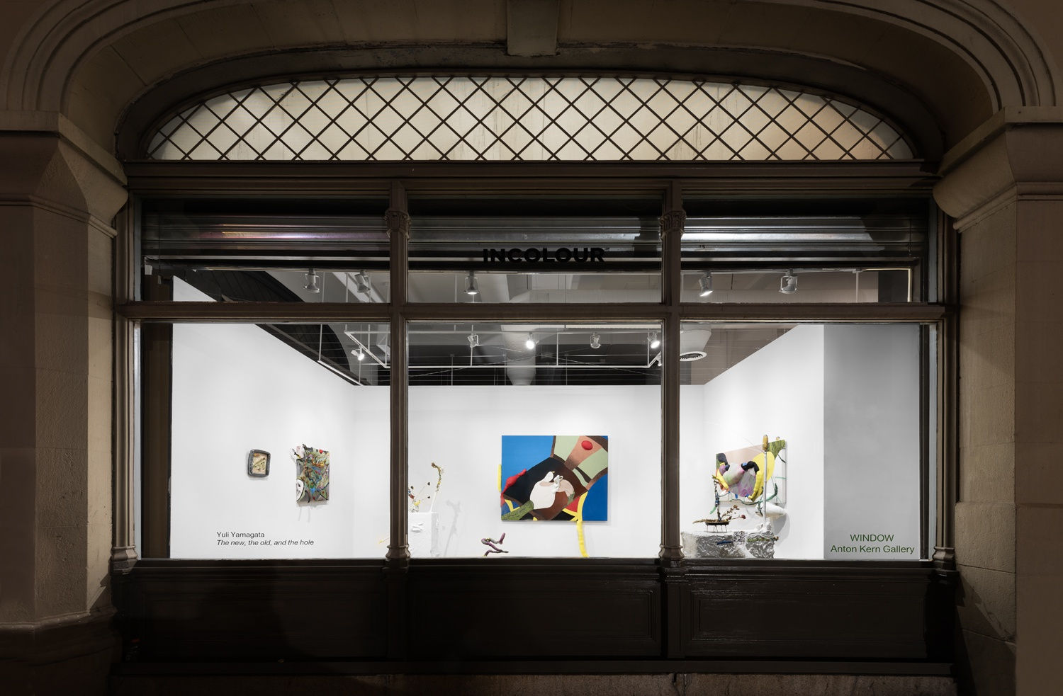 Installation view of the 2023 exhibition “Yuli Yamagata: The new, the old, and the hole” with exterior view of walls, artworks and ceiling.