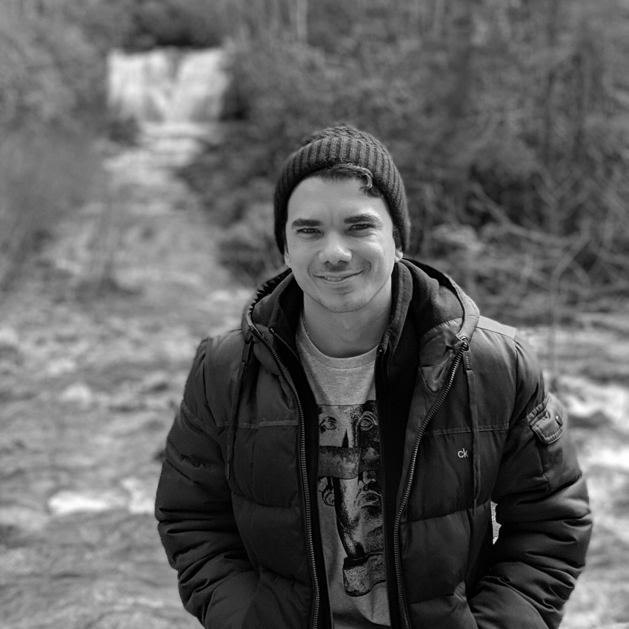 JUAN HERNANDEZ, TECH MANAGER