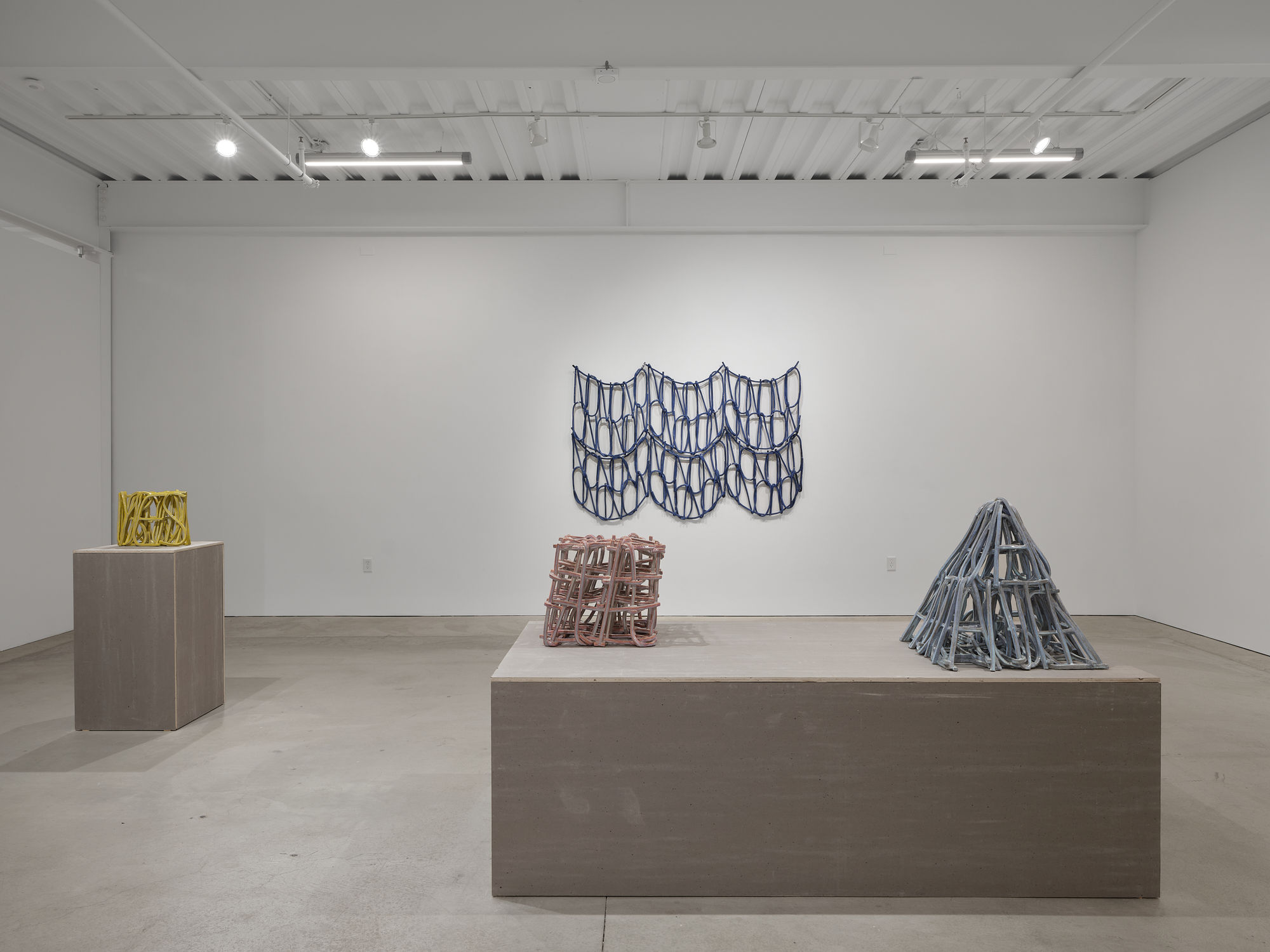 Henna Vainio: Opposite Knots