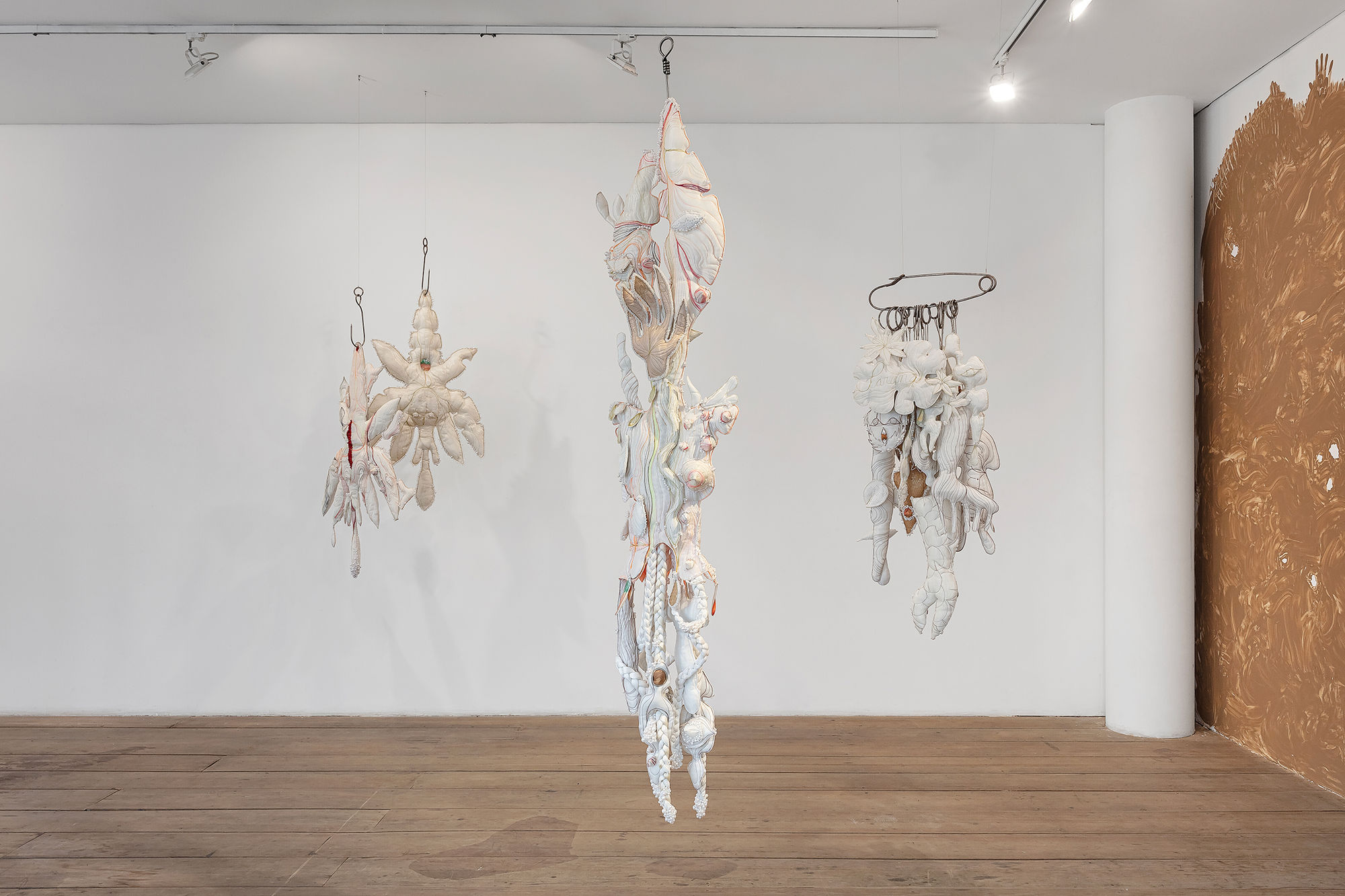 Exposição Corpo de Prova, 2025. Curadoria Camila Bechelany - Galeria Marilia Razuk