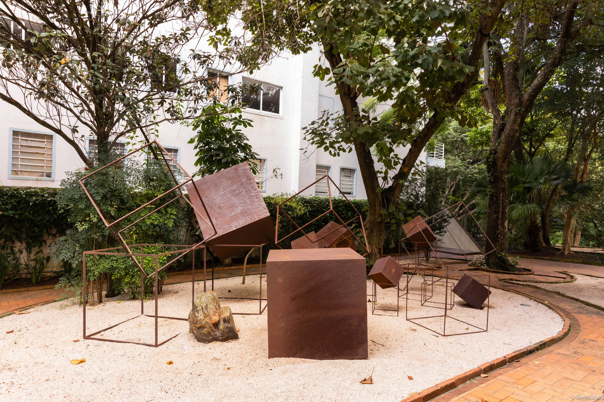 Lampejar, 2024. Instituto Artium de Cultura, São Paulo Foto João Caldas