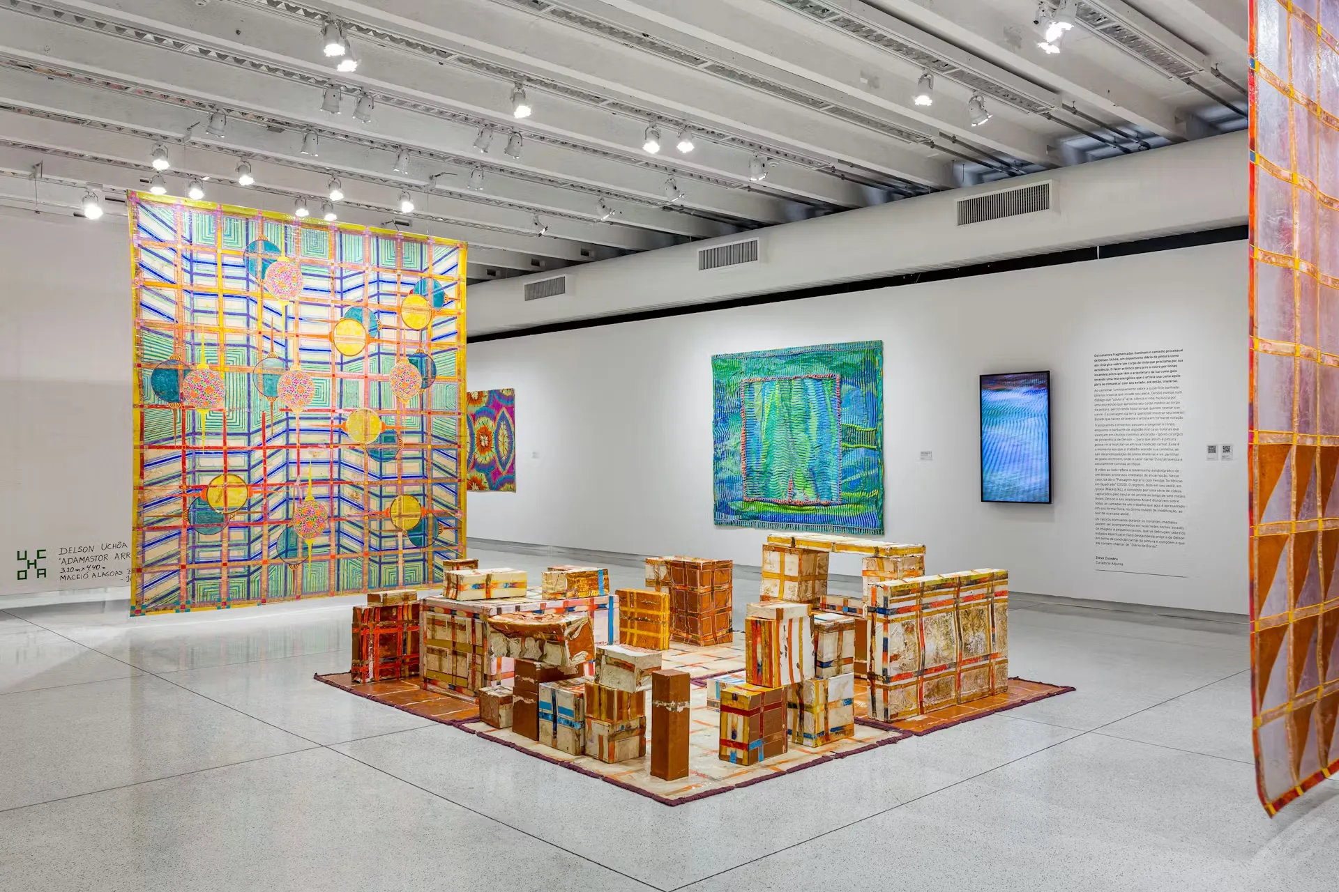 Pintura Vingada, Museu Oscar Niemeyer, Curitiba, Brasil, 2023