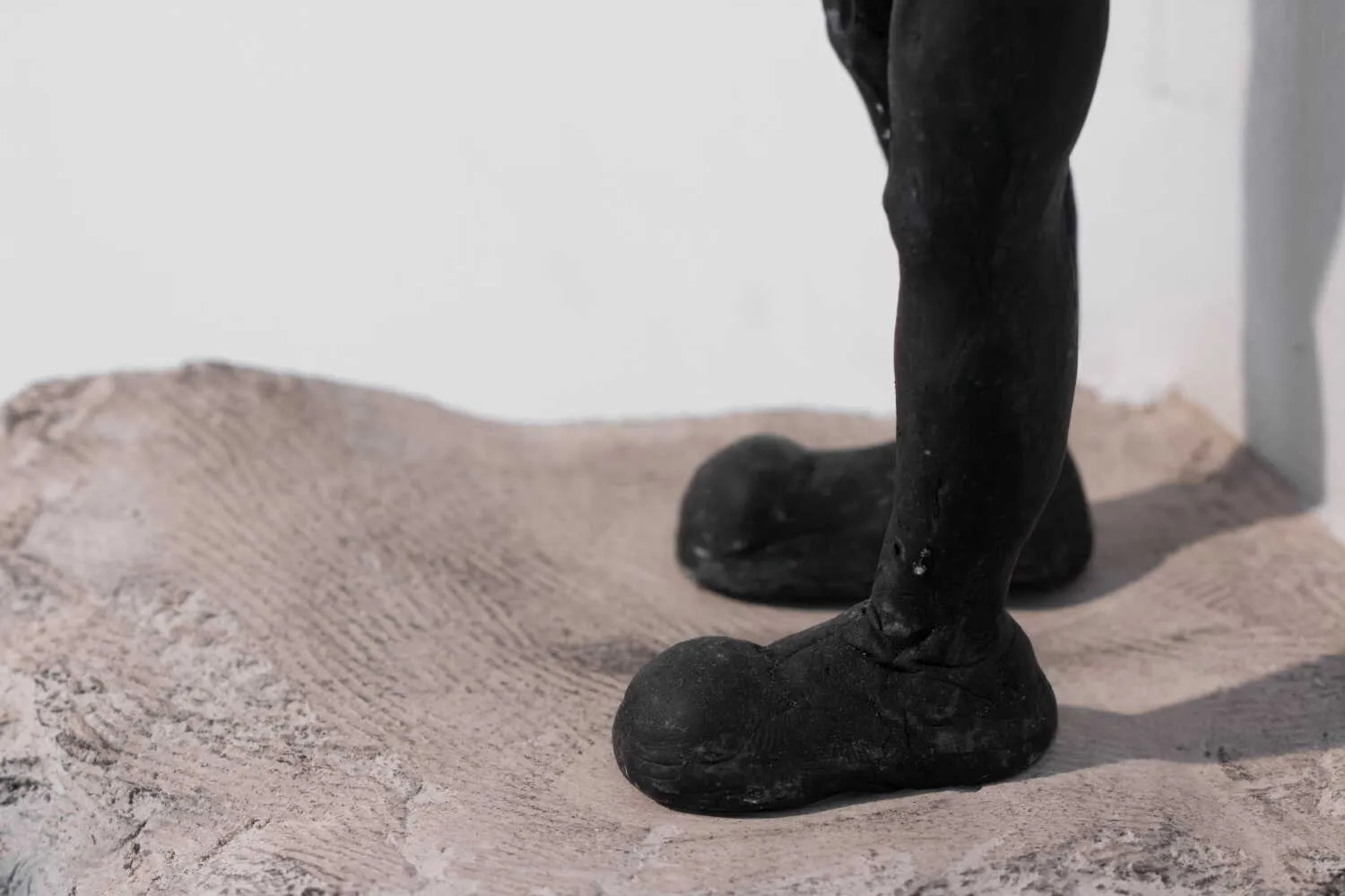 Prabhakar Pachpute | Shadows on Arrival