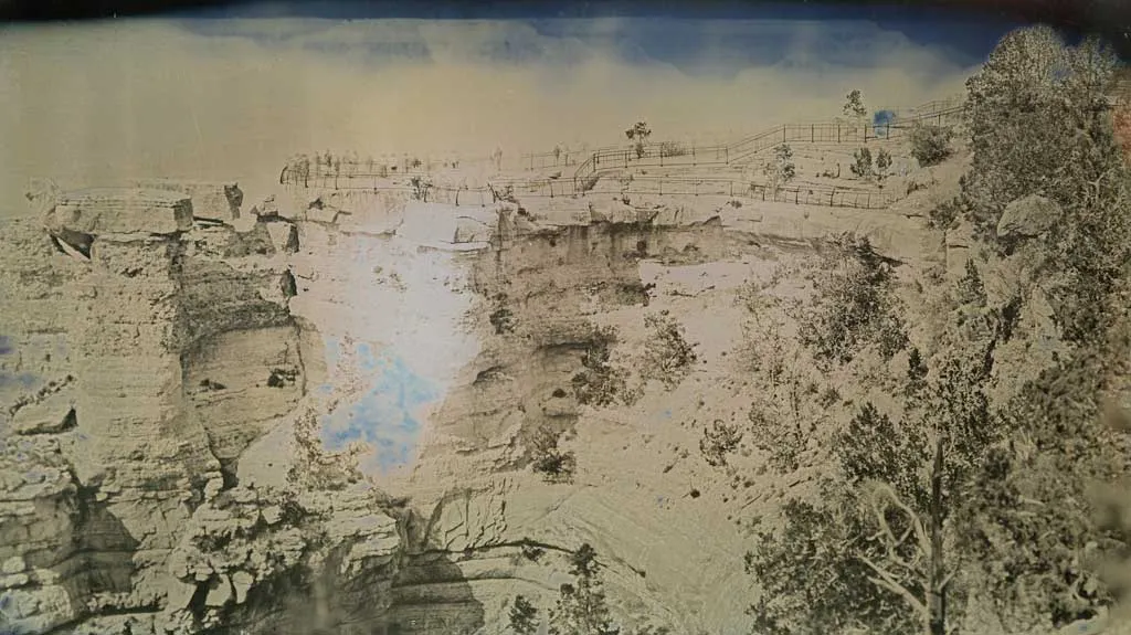 Binh Danh, Mather Point, Grand Canyon National Park, 2016