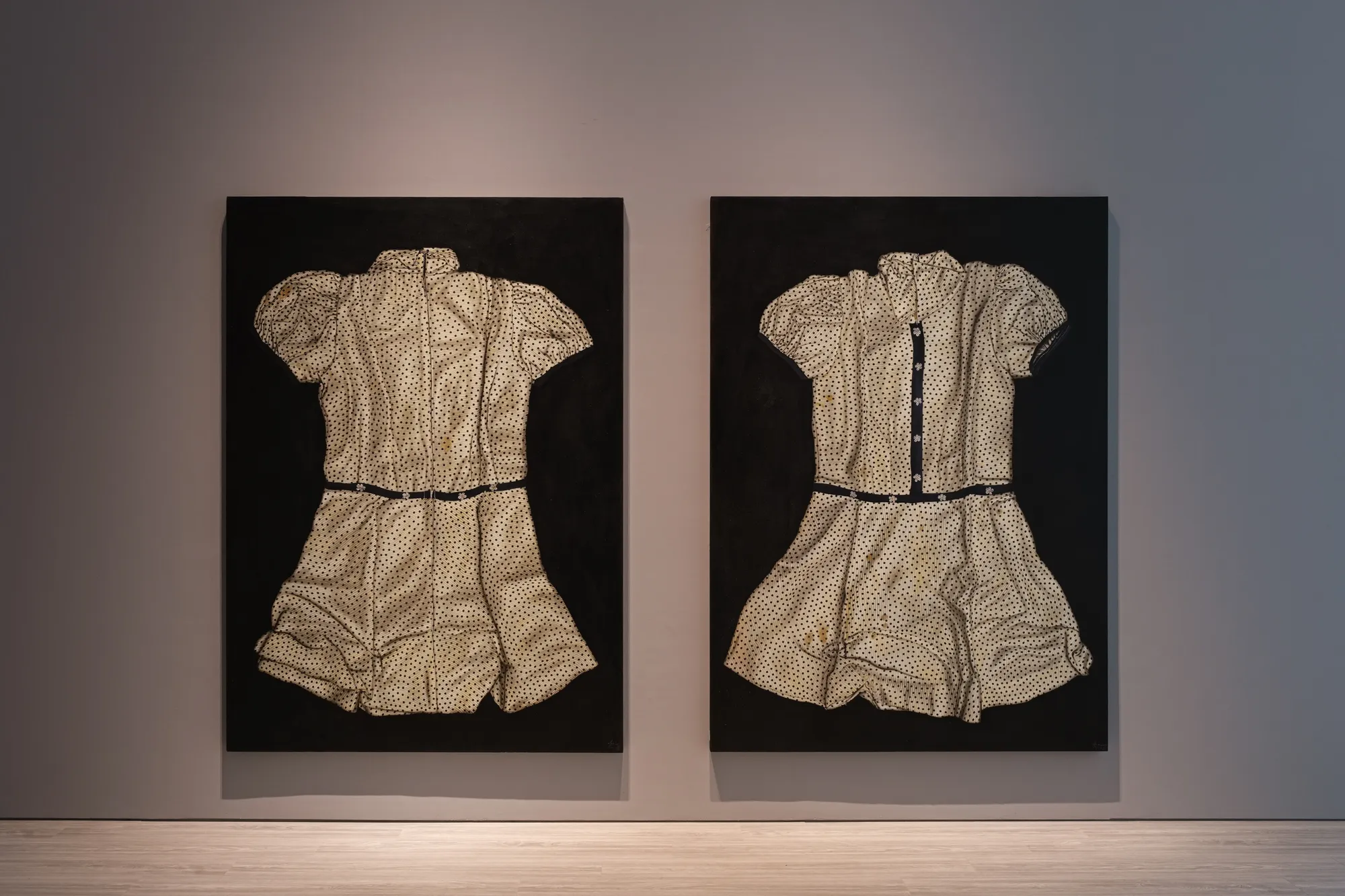 「織品、家屋與水」瑪莉娜・克魯斯個展