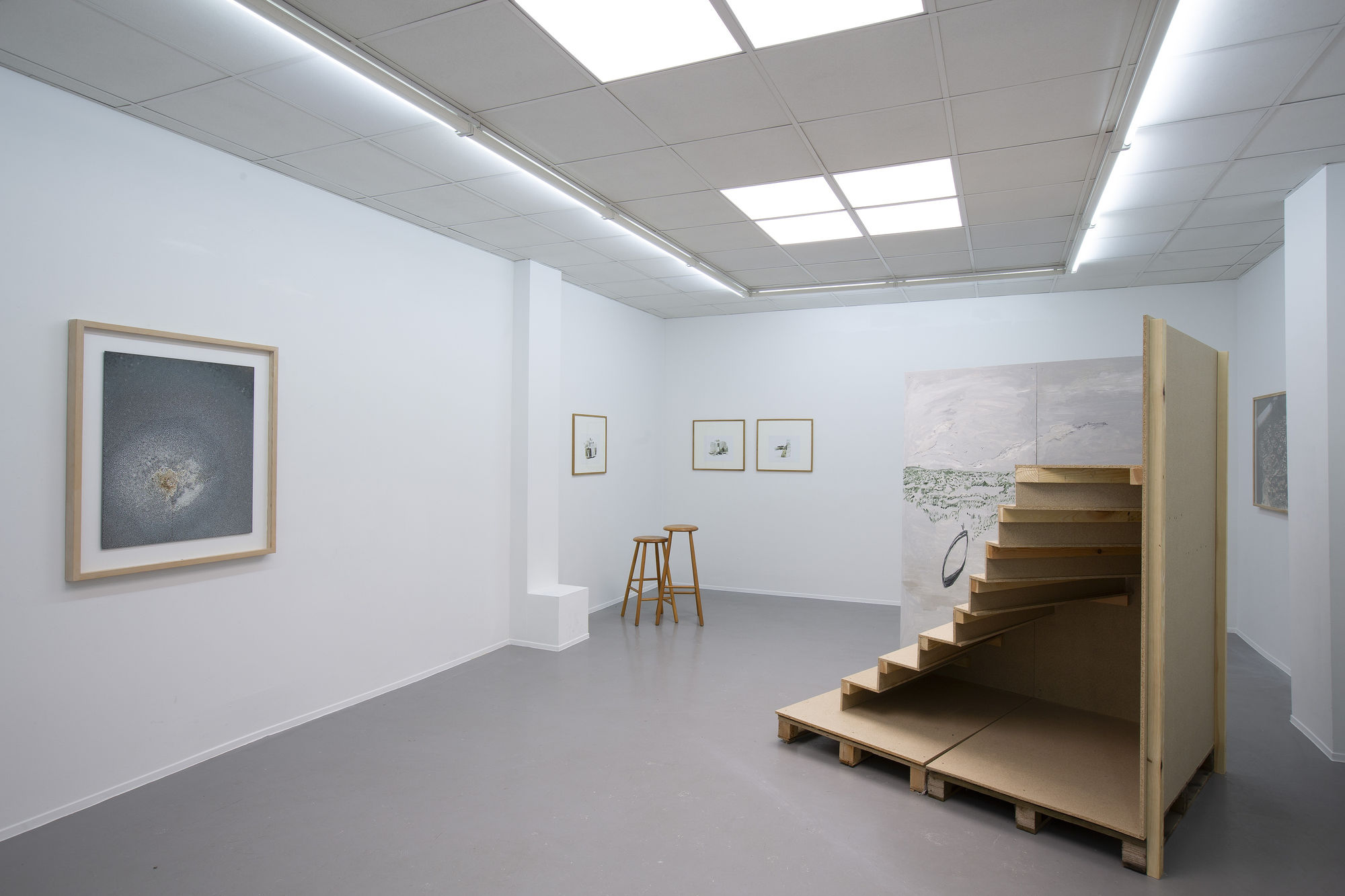 BETWEEN SILENCE & HISTORY