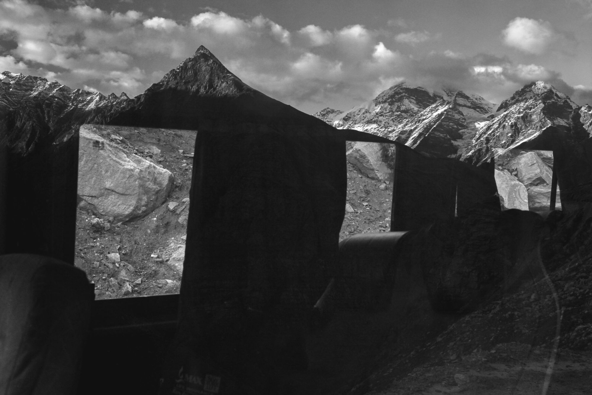 Vicky Roy Gramphu, Batal‐Kaza Rd, Himachal Pradesh, India, 2012 Photograph 24 x 36 in