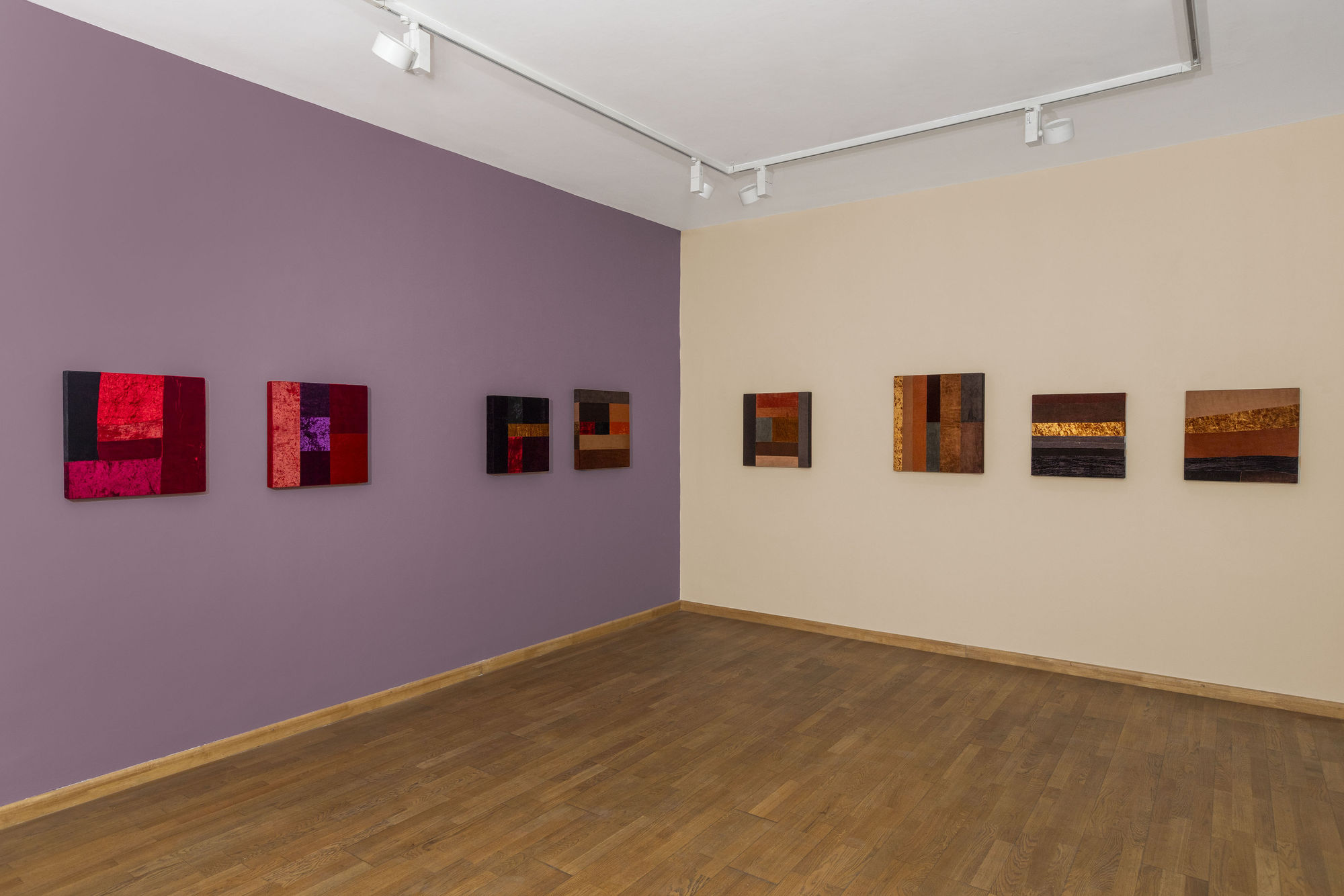 Anita Dube: तिमंजला घर Three Storey House