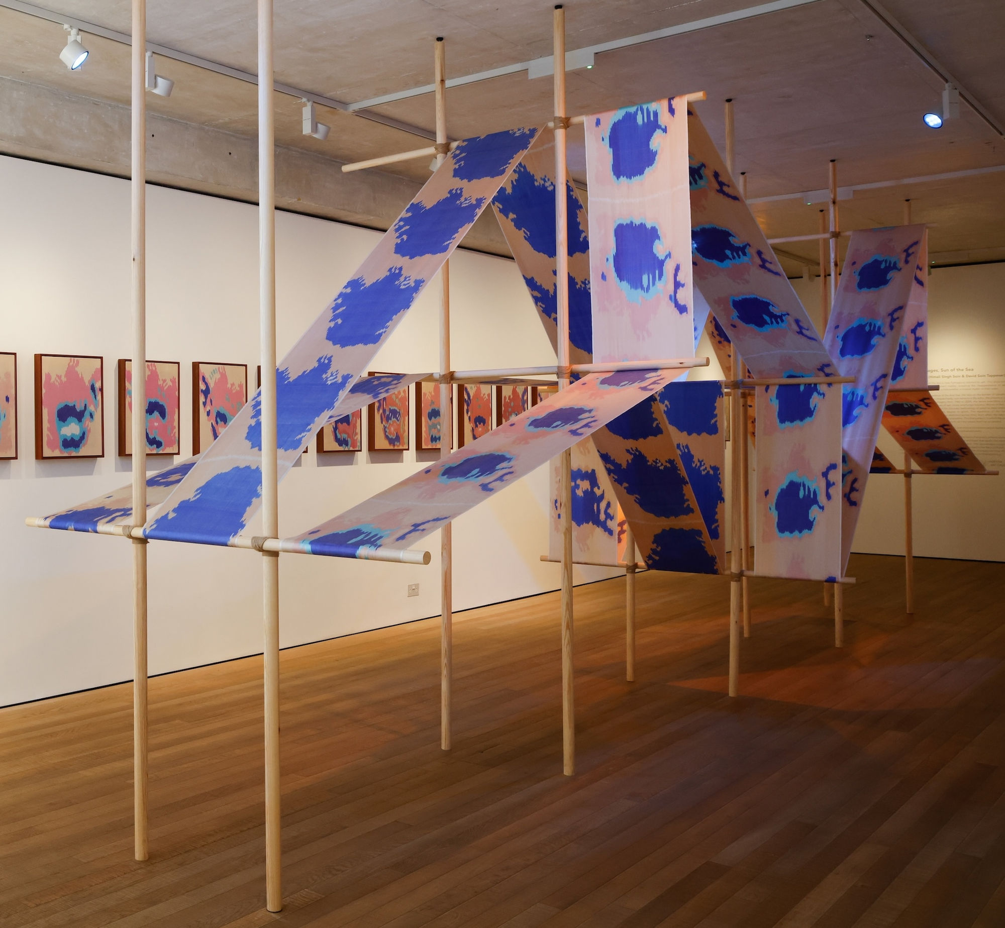 Longing II Ikat in Silk and Cotton, pine wood 8.5 m segment 2026