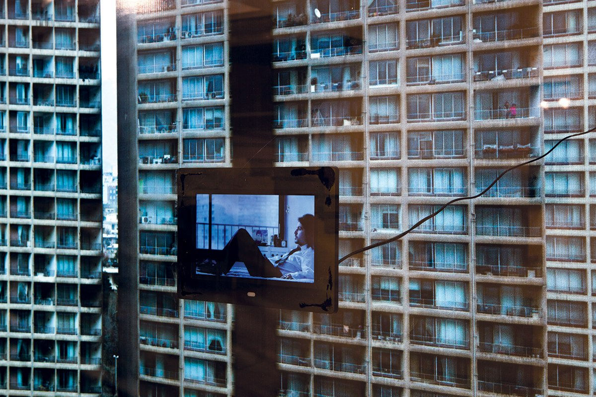 MASS INDIVIDUALISM: A FORM OF MULTITUDE