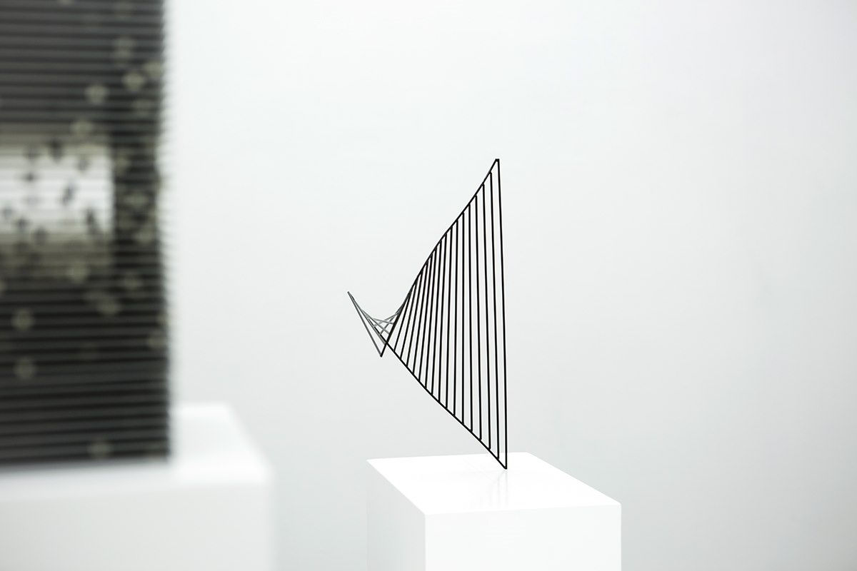 I SAW A BROKEN LABYRINTH