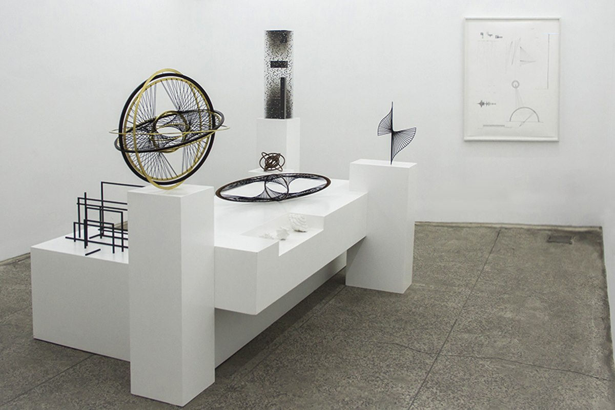 I SAW A BROKEN LABYRINTH