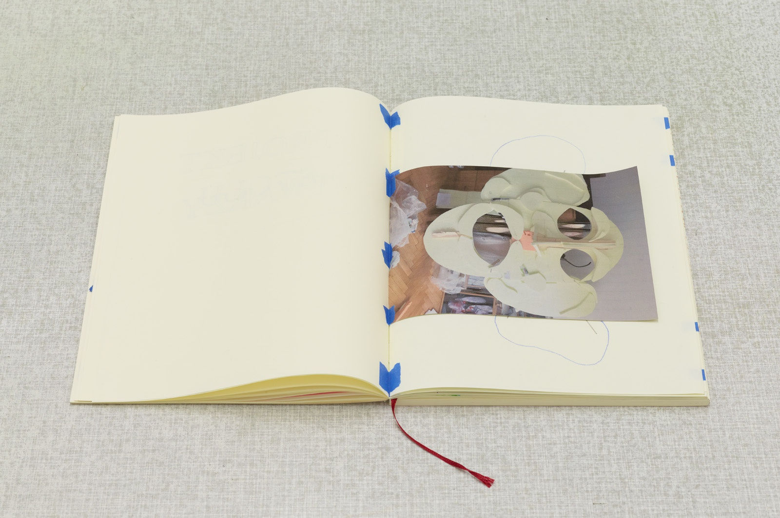 PRZEMEK BRANAS Bez tytułu, 202127 x 21 cm | 10 5/8 x 8 1/4 in