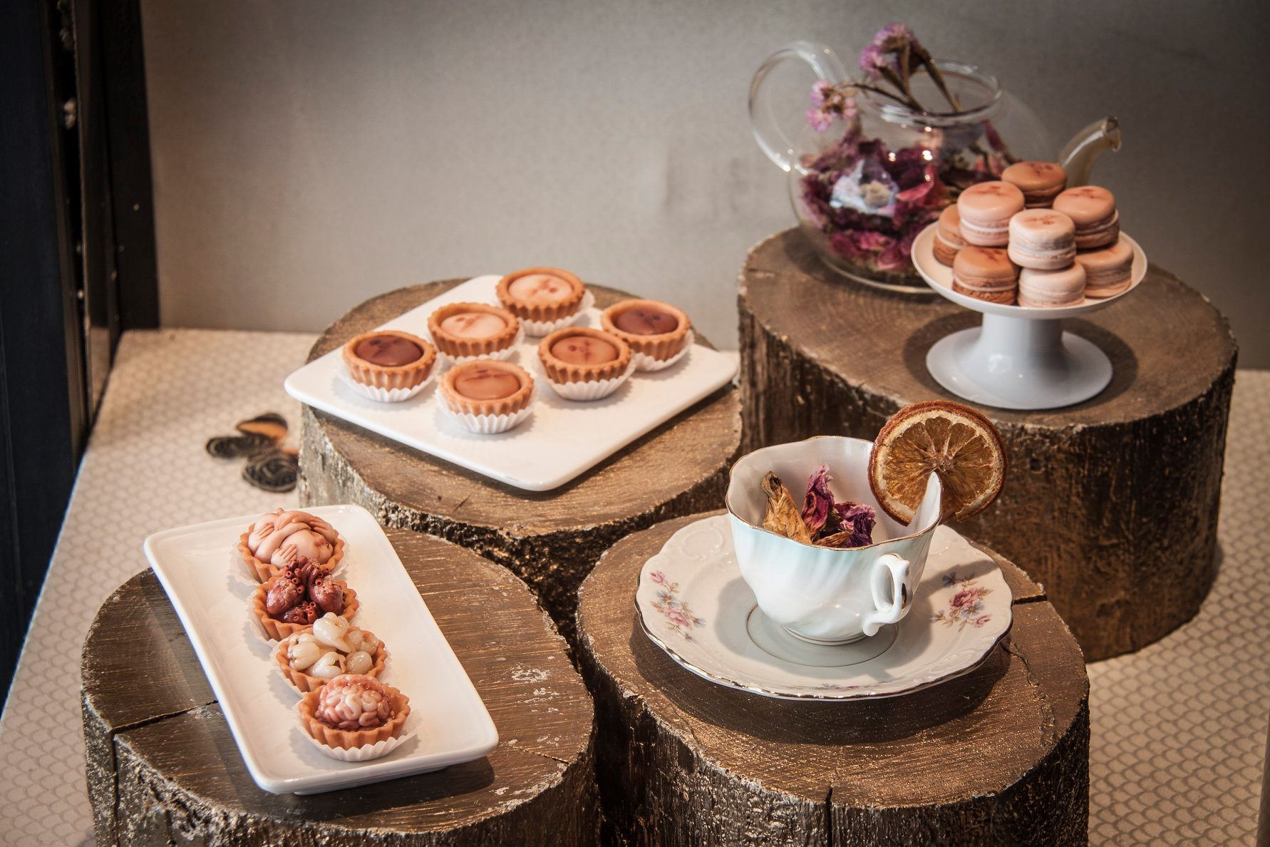 HOUSE OF THE RISING LIGHT